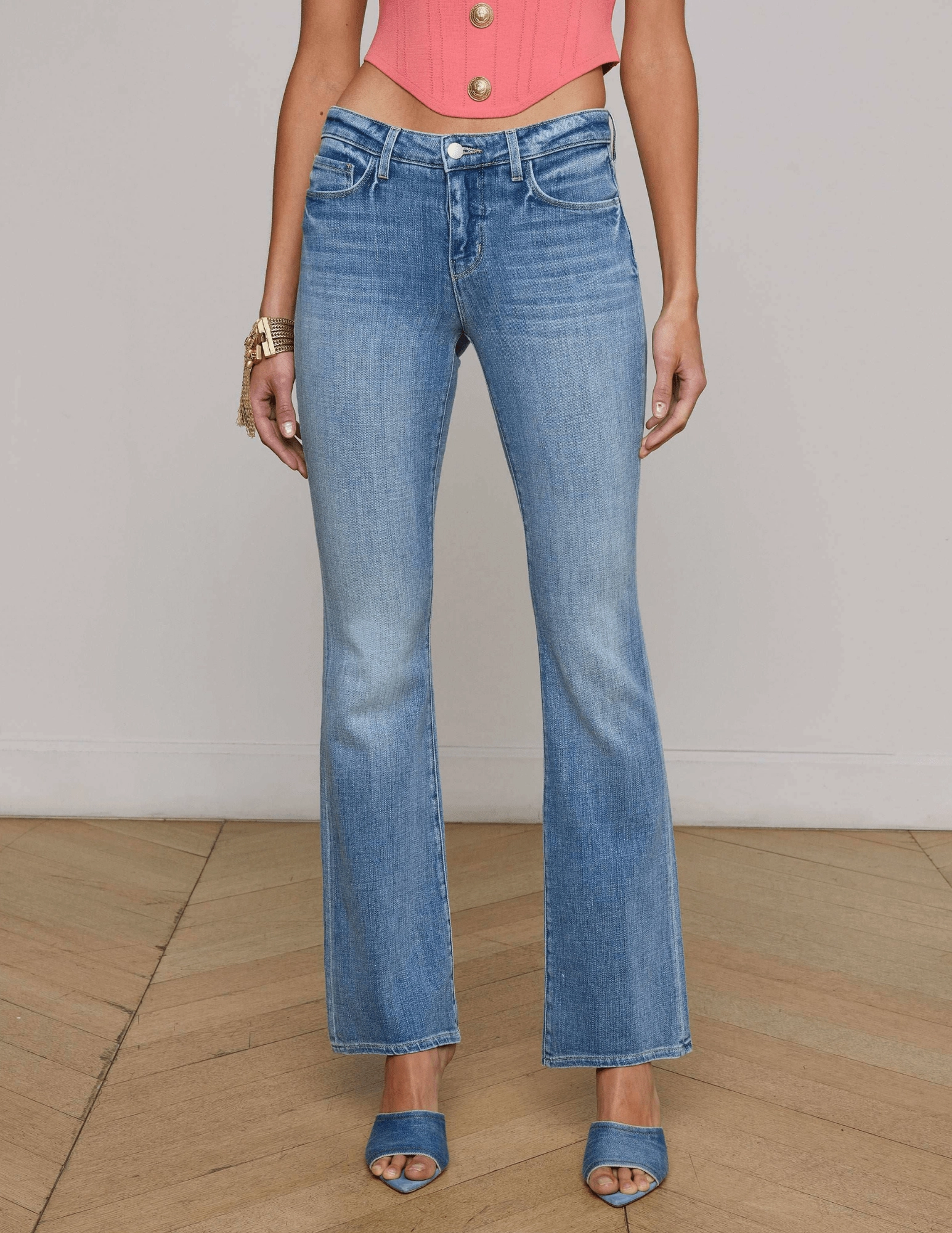 L'AGENCE Cara Low-Rise Bootcut Jeans in Ibarra Eco Friendly Production