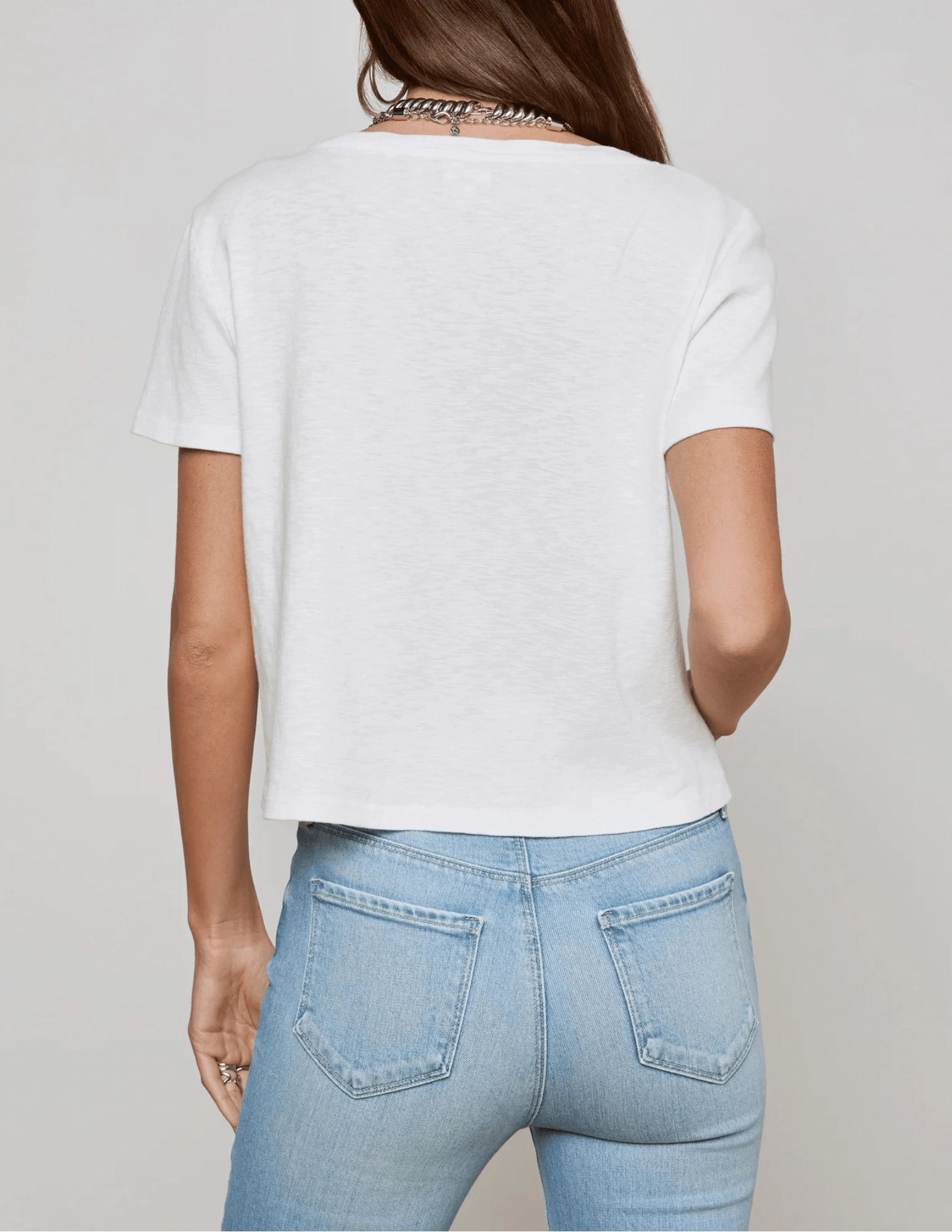 L'AGENCE Carly Short Sleeve V-Neck Tee DurableBartack