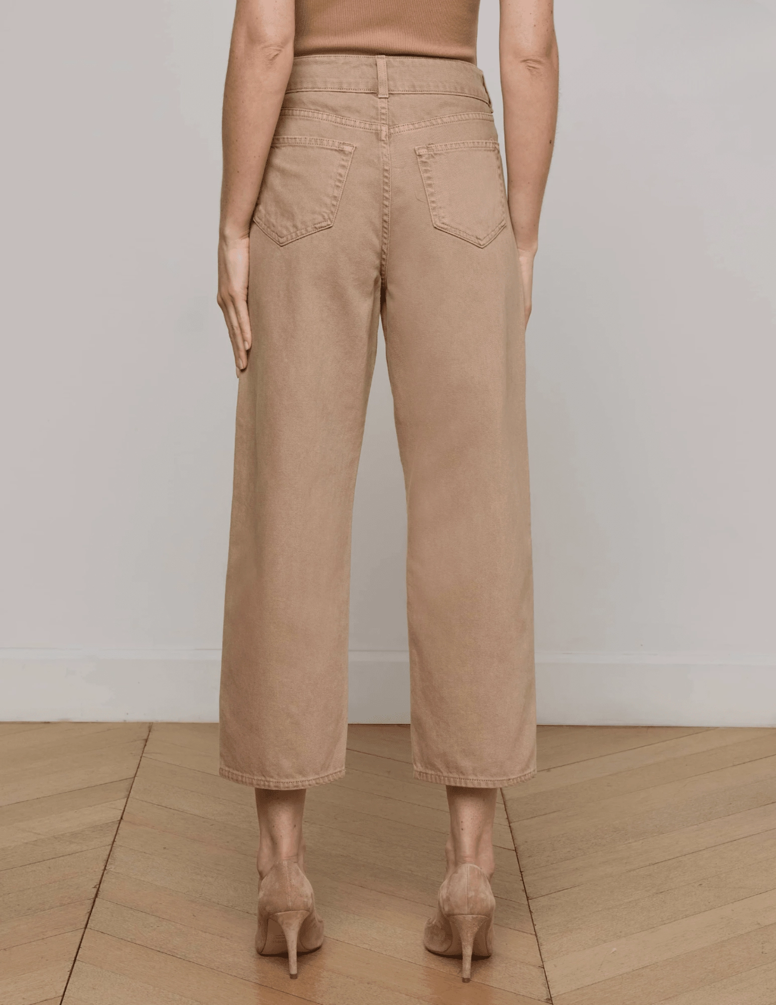Comfortable Movement L??AGENCE Liora High Rise Cropped Jeans in Dark Cappuccino