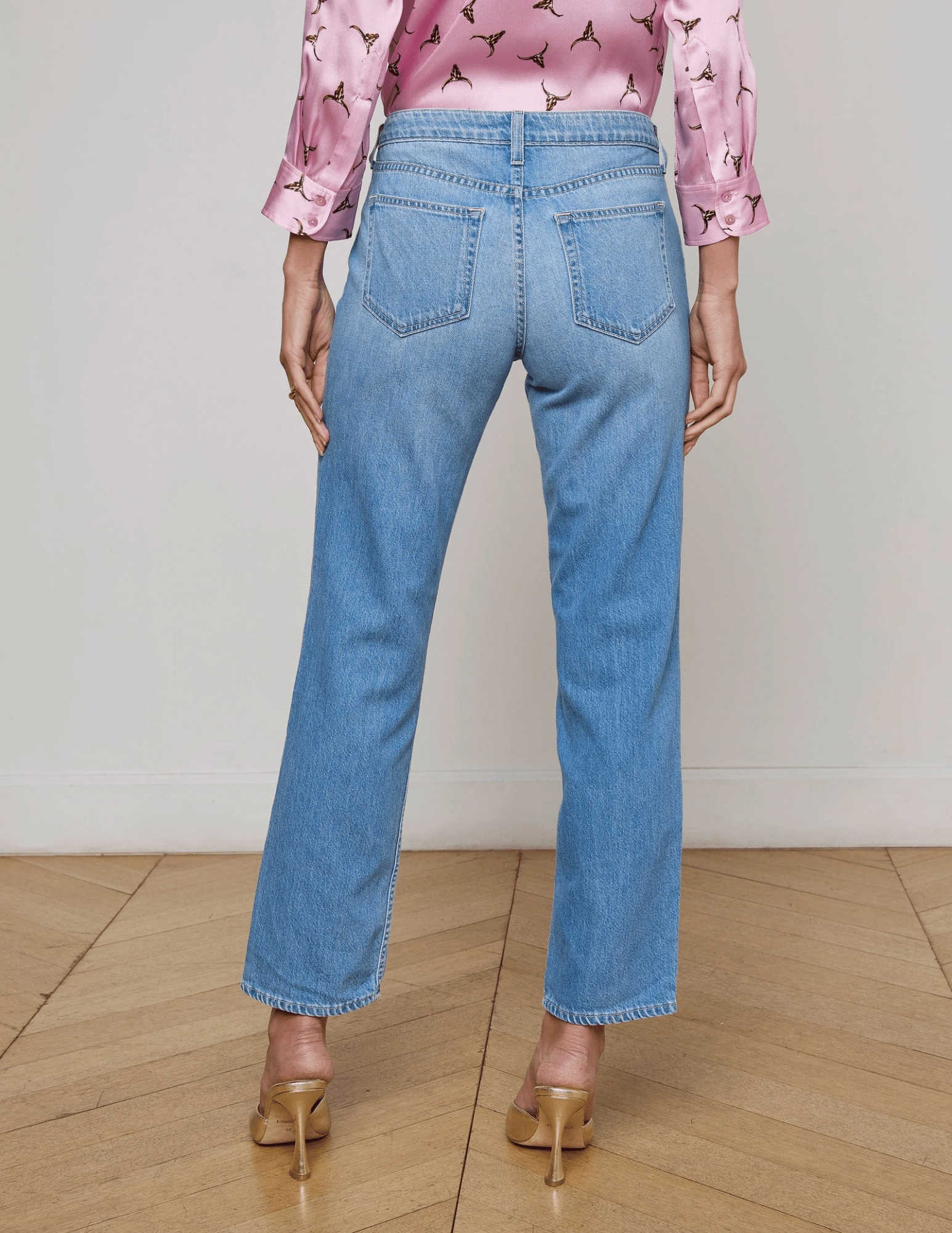 L'AGENCE Nevia Low Rise Slouch Jeans in Caster Chic Style
