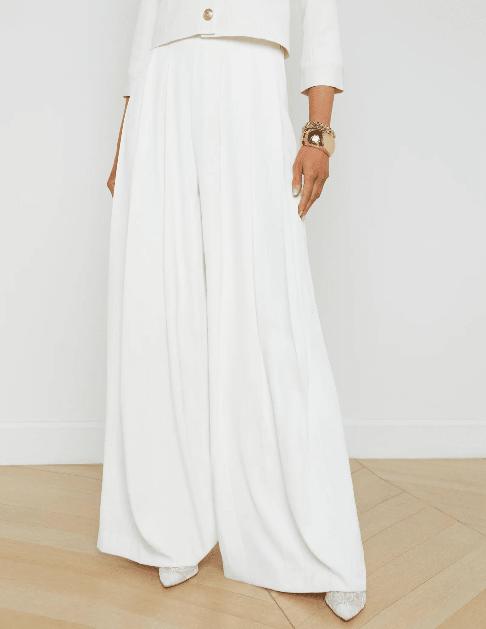 Lightweight Feel RuggedDurability L'Agence Nova Pleated Wide Leg Pant in Ivory