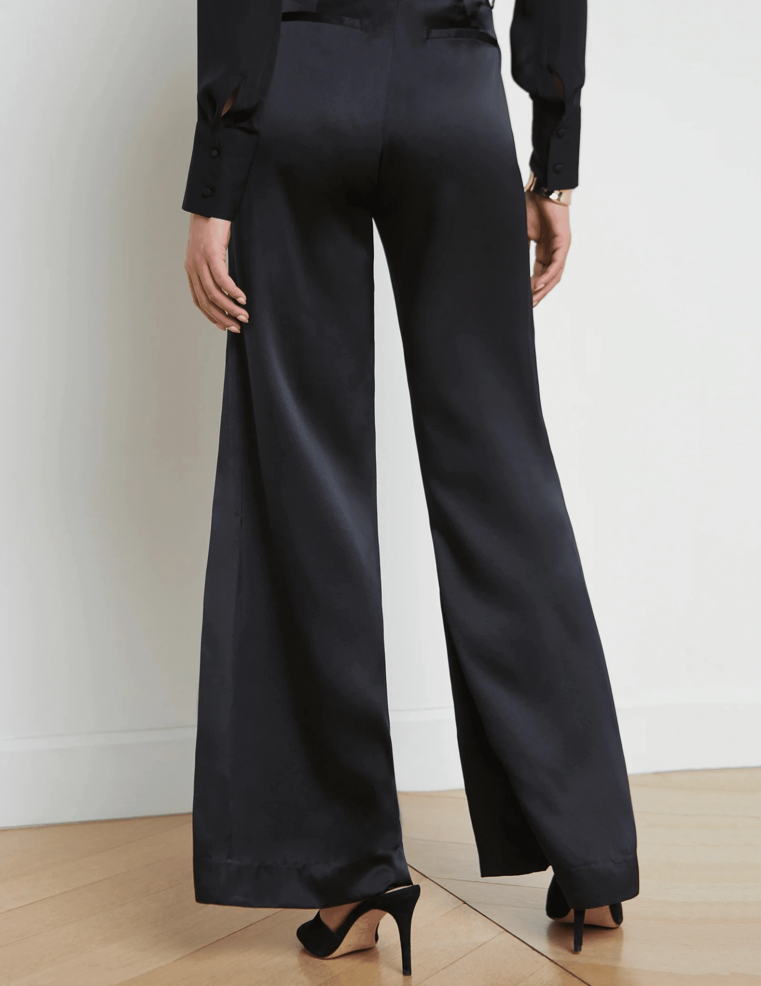 Chilly Weather Wear Classic Design L'Agence Pilar Silk Wide Leg Pant