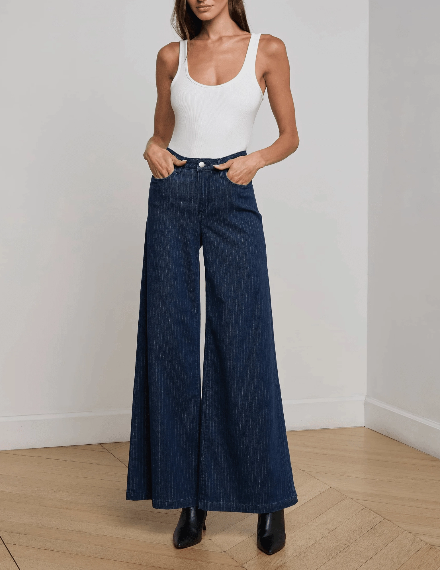 L??AGENCE Quincy High Rise Ultra Wide Leg Jeans in Ebony Stripe Essential Look