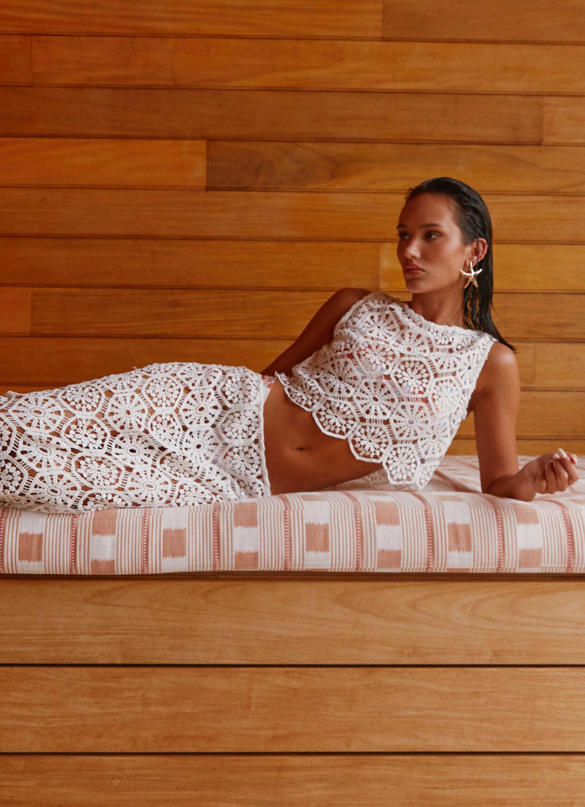 Hidden Ventilation Zones AntiStatic Coating Mika Crochet Top - White