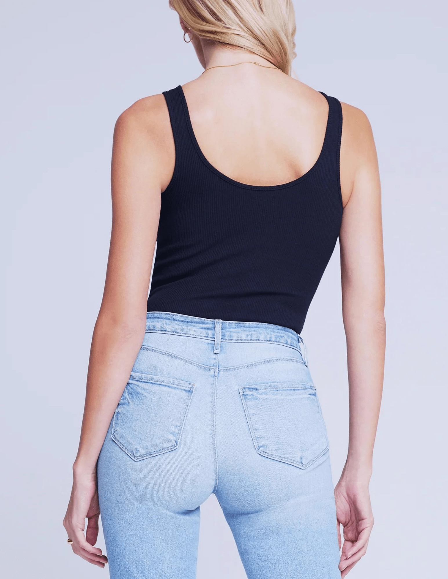 L'AGENCE Nica Scoop Neck Bodysuit in Black industrial park Daily Comfort