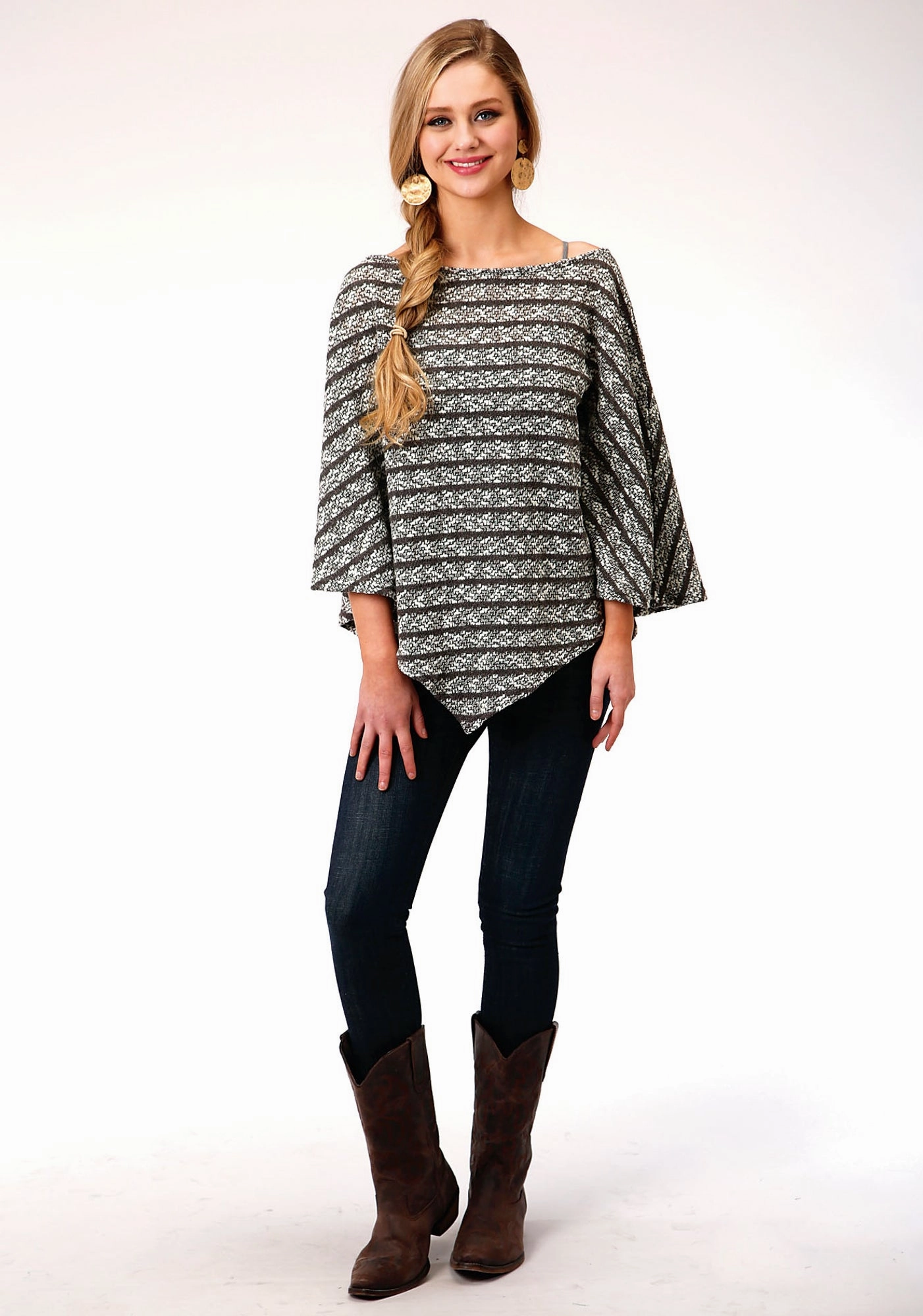 Soft Layering Roper Womens Black/White Cotton Blend Open Knit S/S Poncho