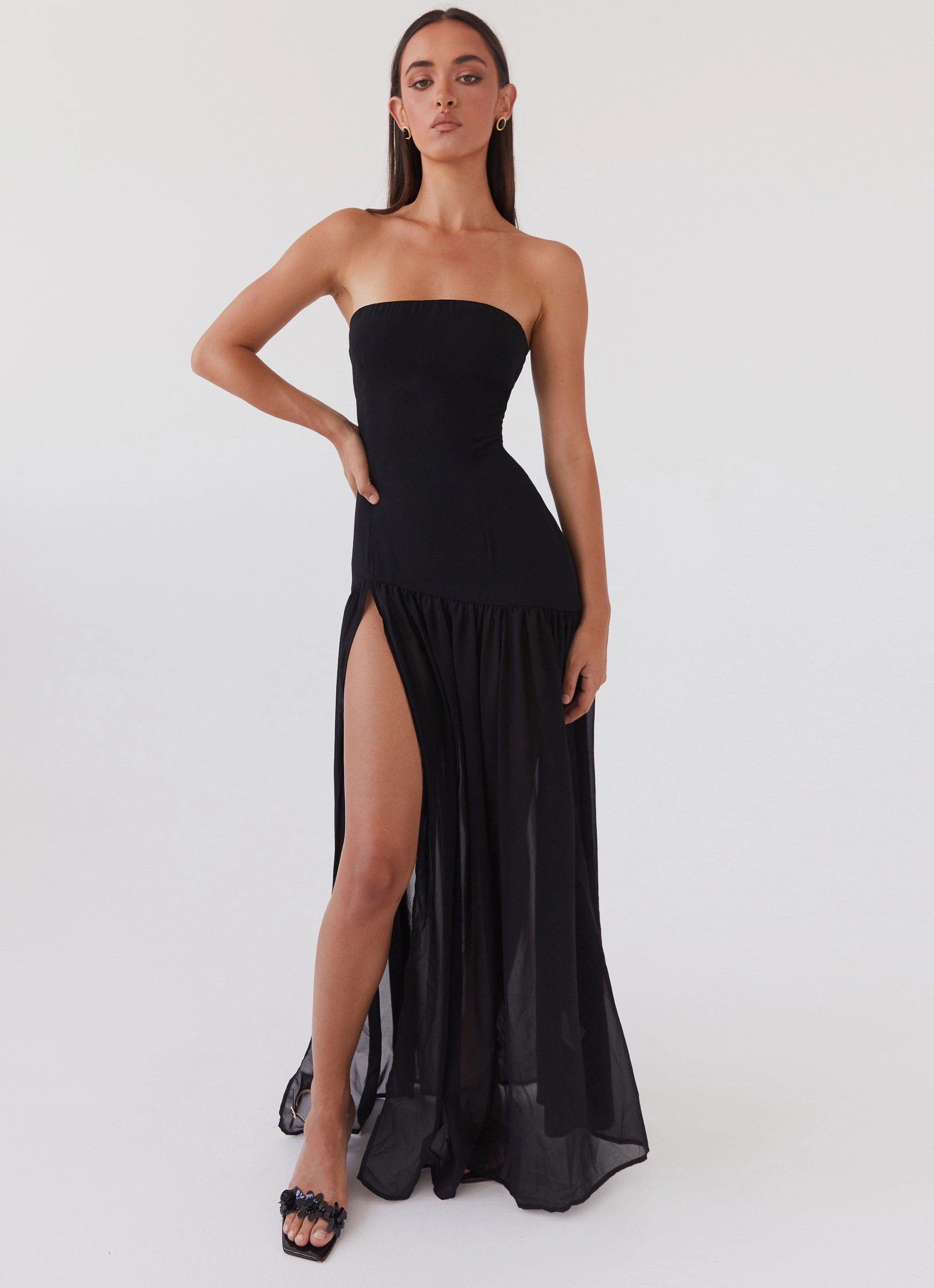 Soft And Comfortable Eden Strapless Maxi Dress - Black