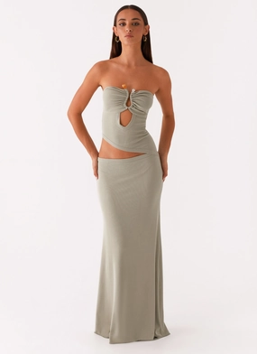 Office Tone Minimal Form Wild Roses Maxi Dress - Sage