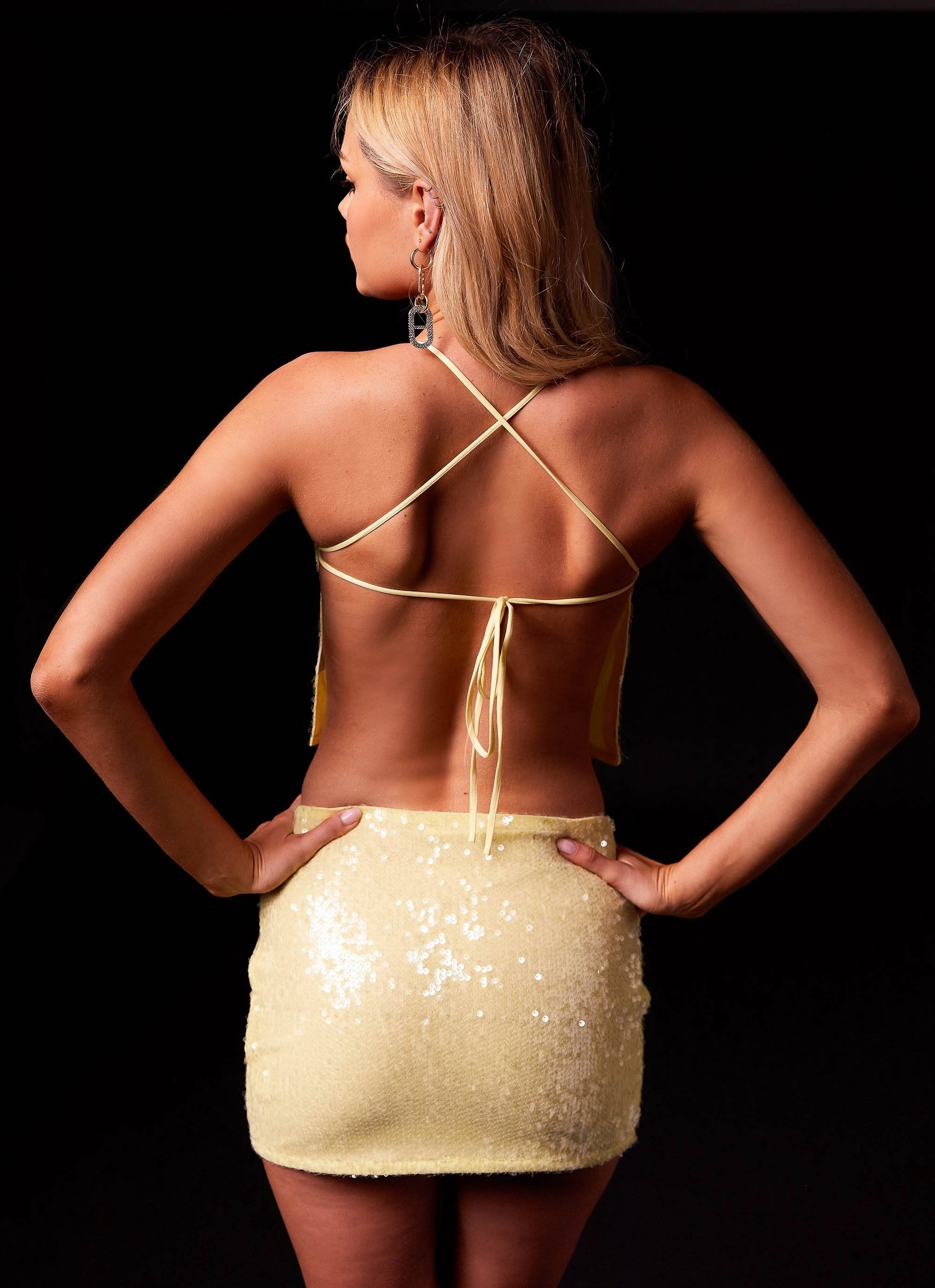 ConvertibleCollarSystem Relaxed Look Nostalgic Nights Sequin Top - Lemon Spritz