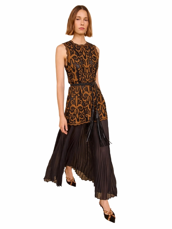 Auryn Dress in Saffron Smooth Outline