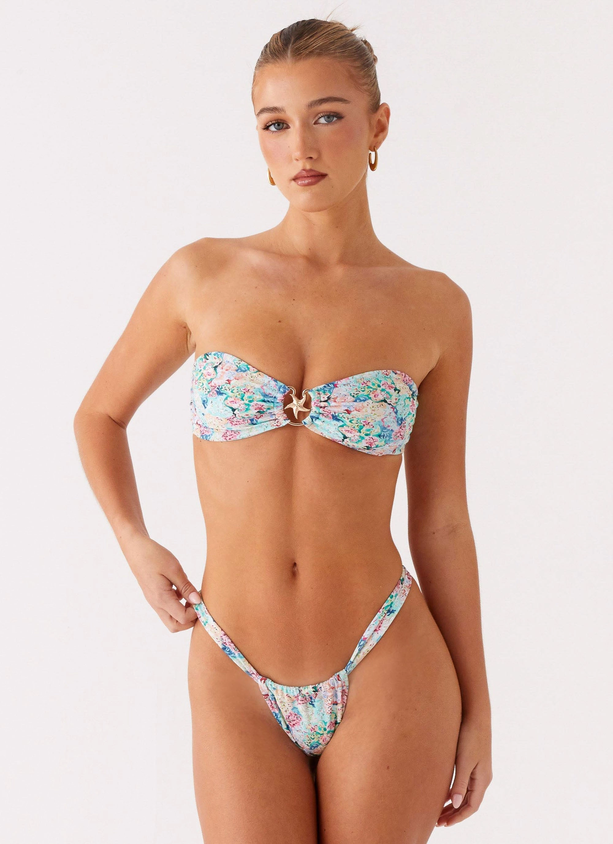 Pool Style Seamless-Edges Lory Strapless Bikini Top - Santorini Floral