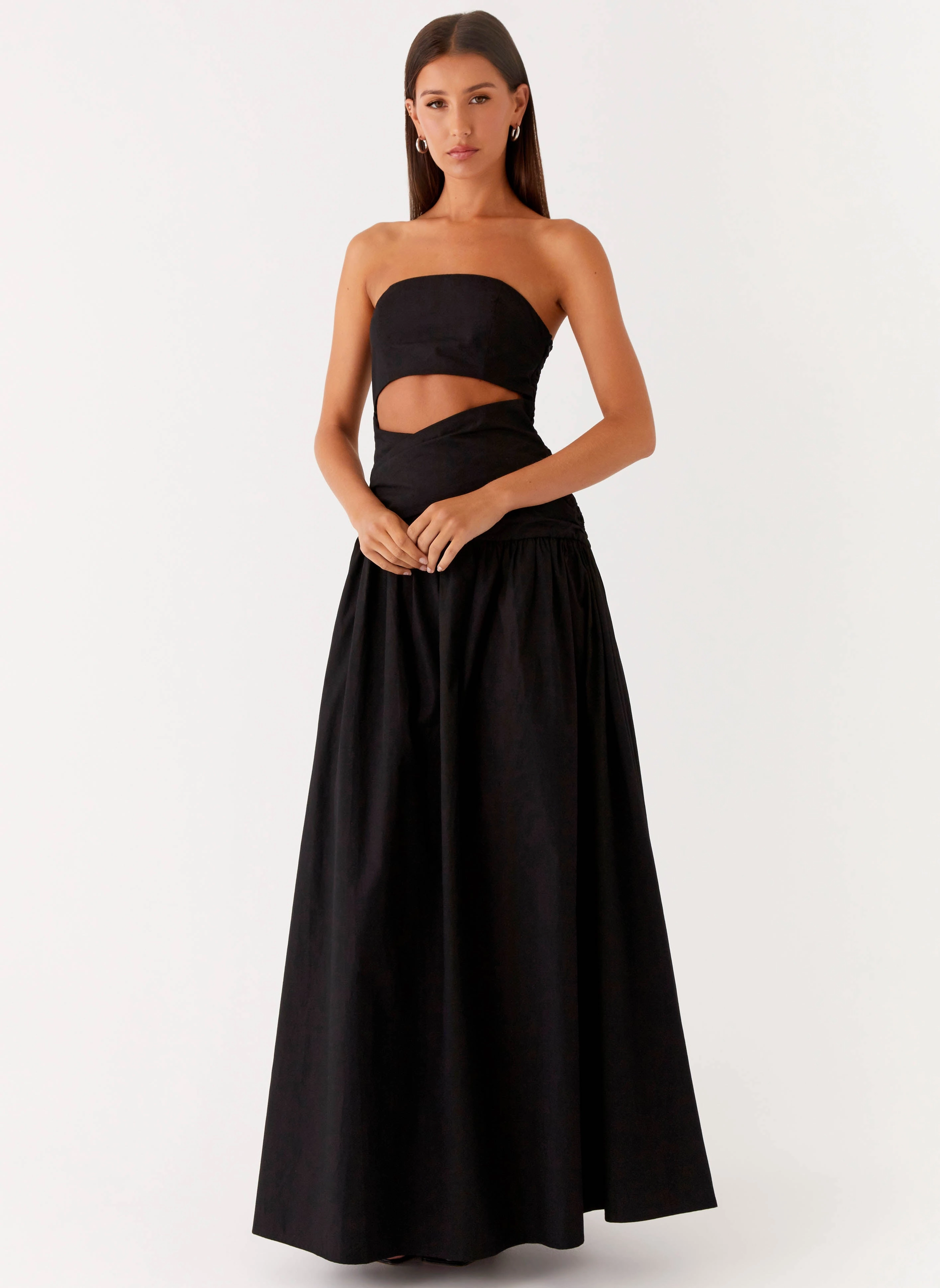 Lumen Maxi Dress - Black Trendy And Comfortable