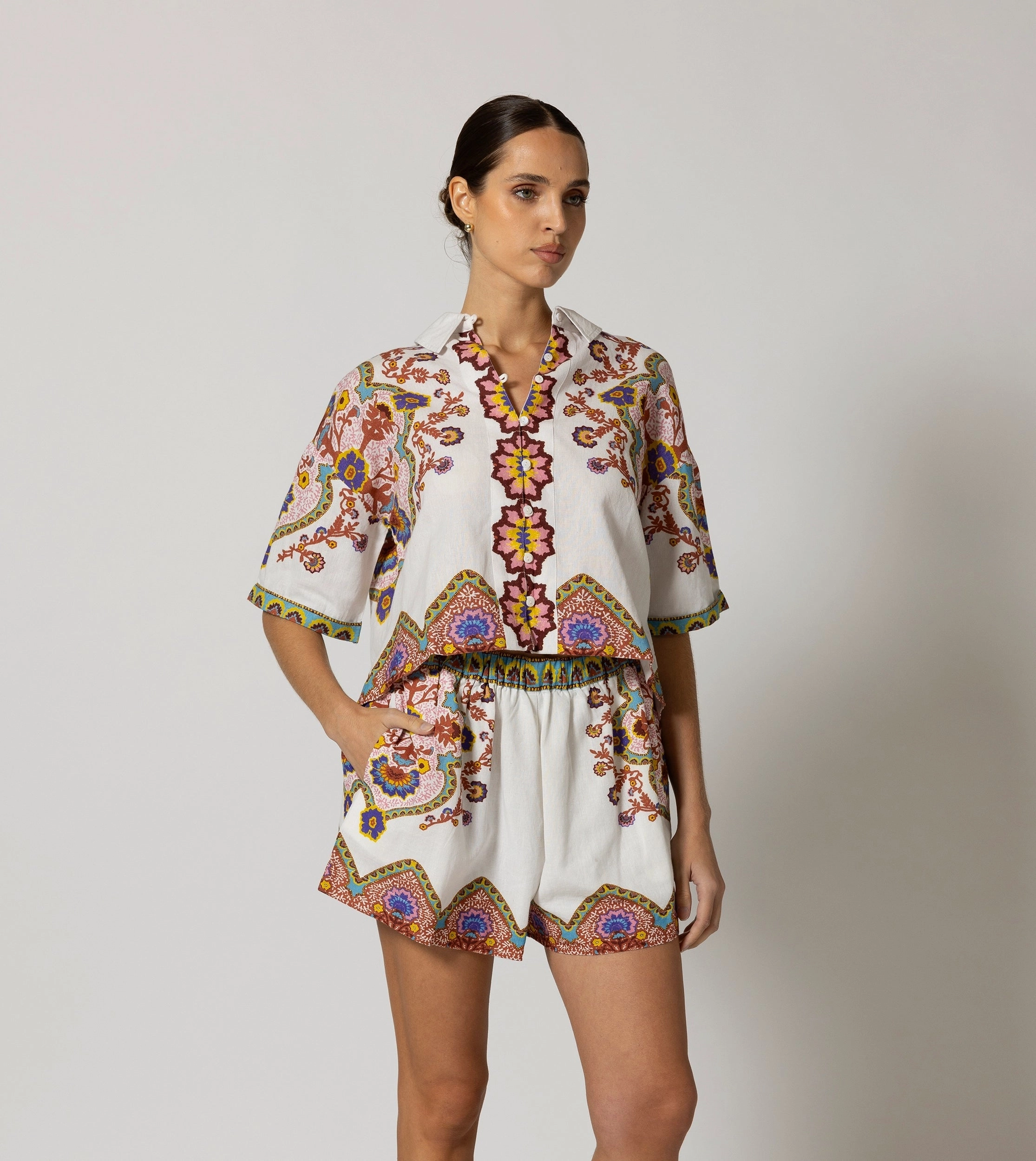 EasyCare Material Seamless construction Malcolm Short | Lagos