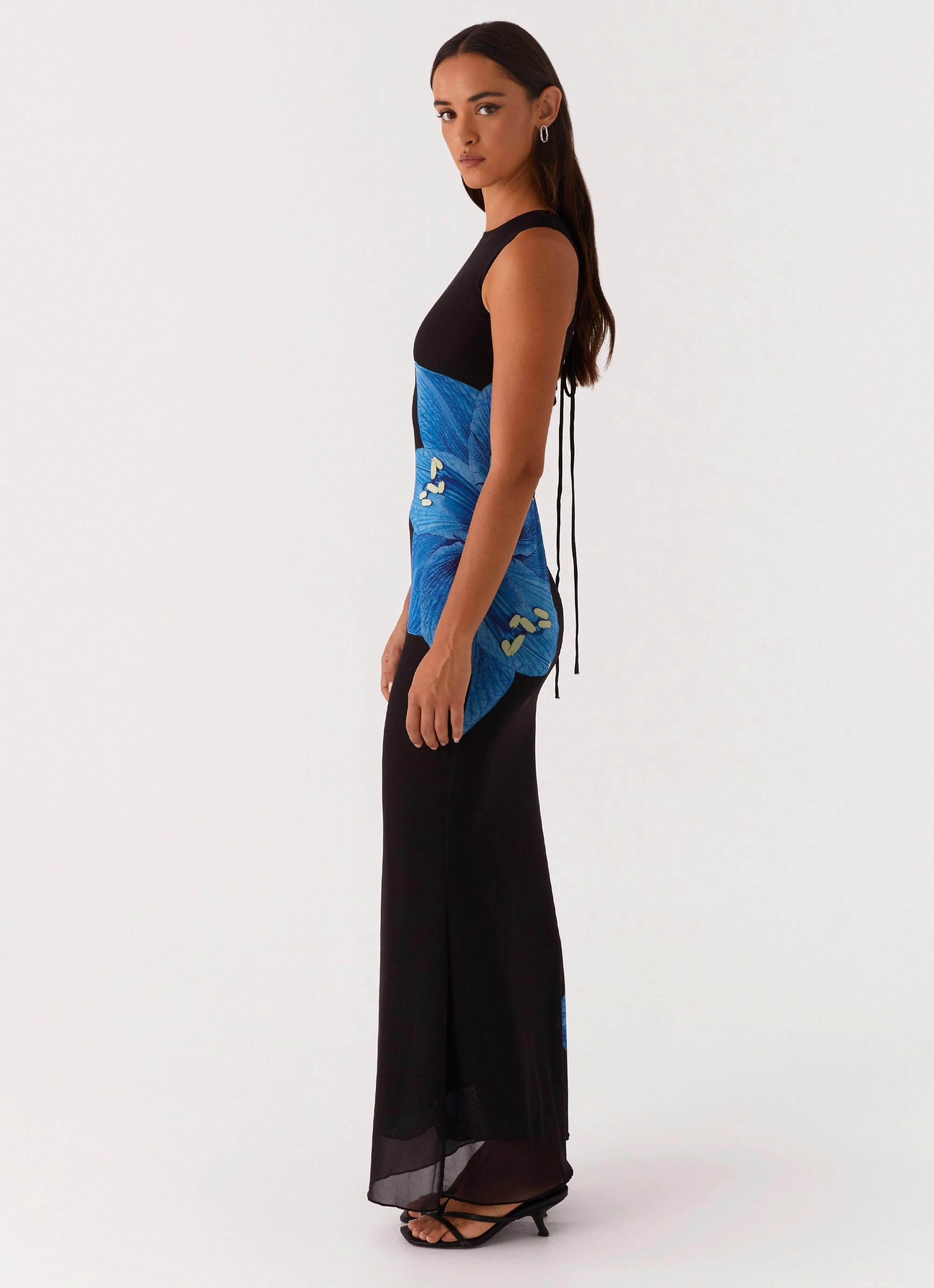 Manhattan Nights Maxi Dress - Black Cut-Out-Detail Easy Pairing