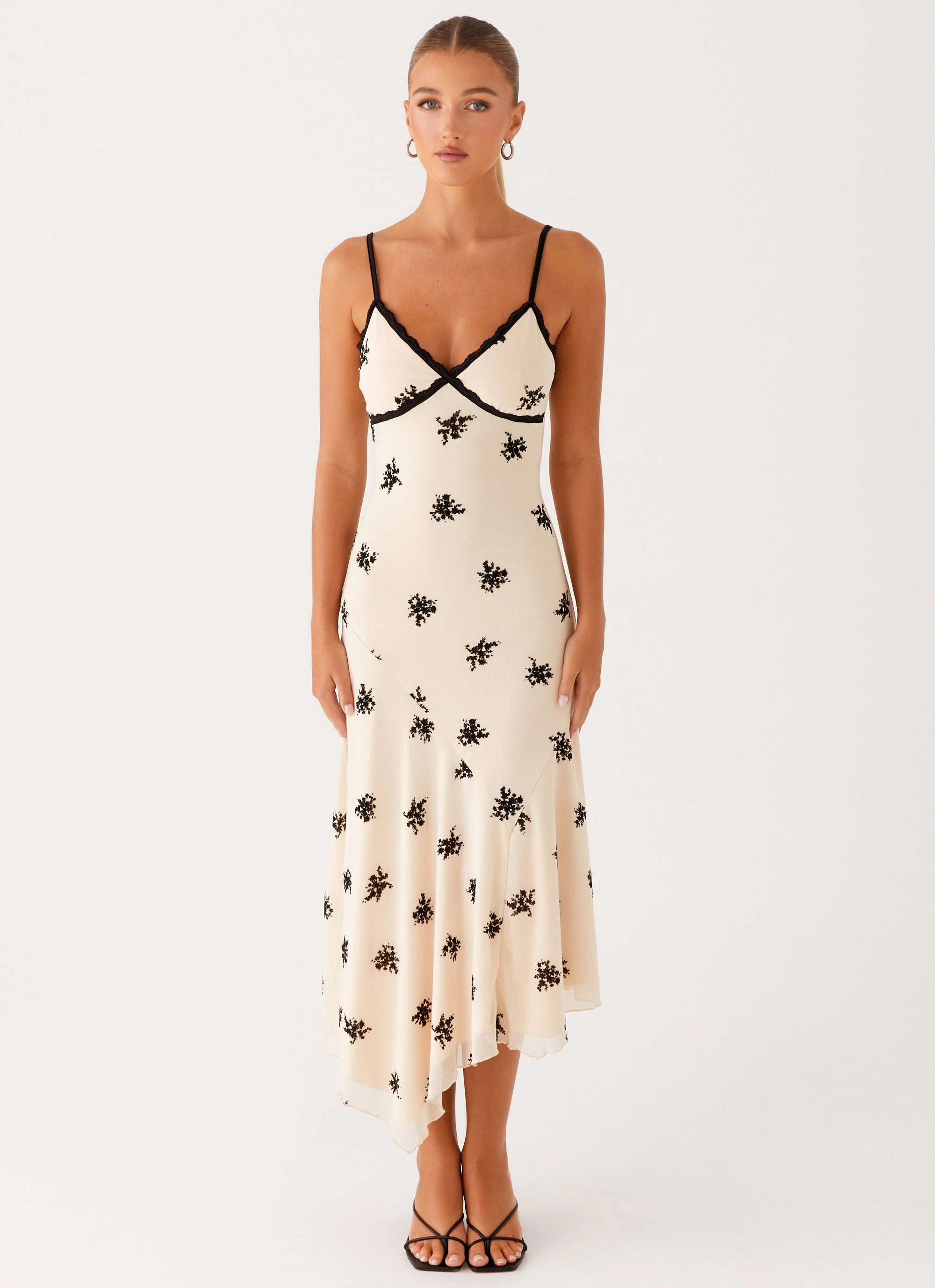 Amelia Midi Dress - Nude Emerging-Brand Cozy Cut