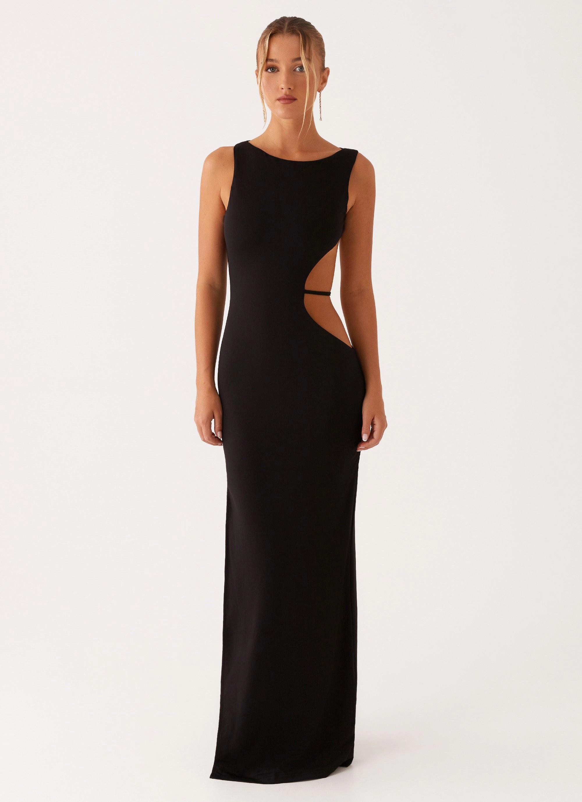 Romance Glow Sutton Maxi Dress - Black