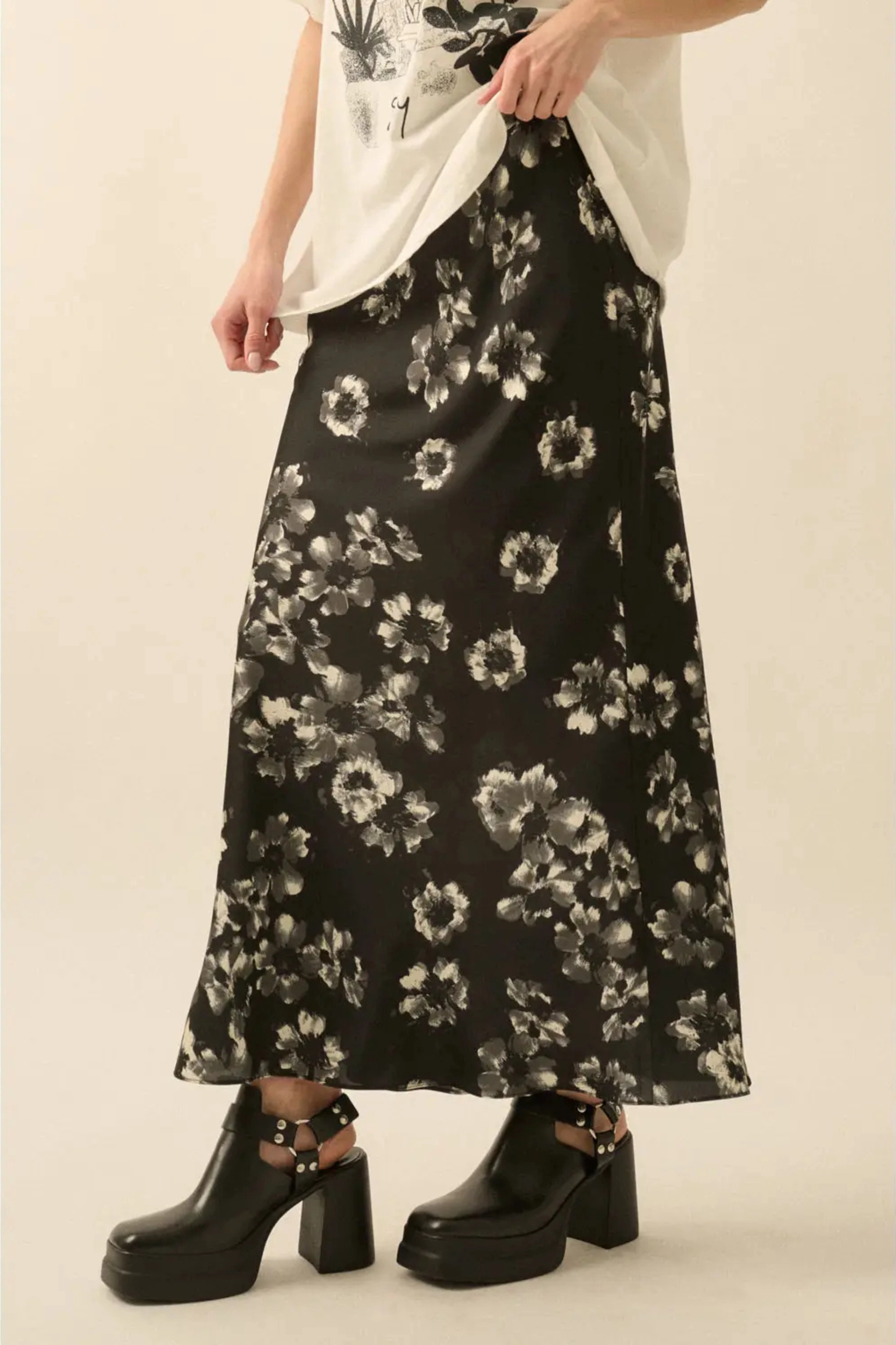 Black Floral Print Maxi Skirt Durable Seams