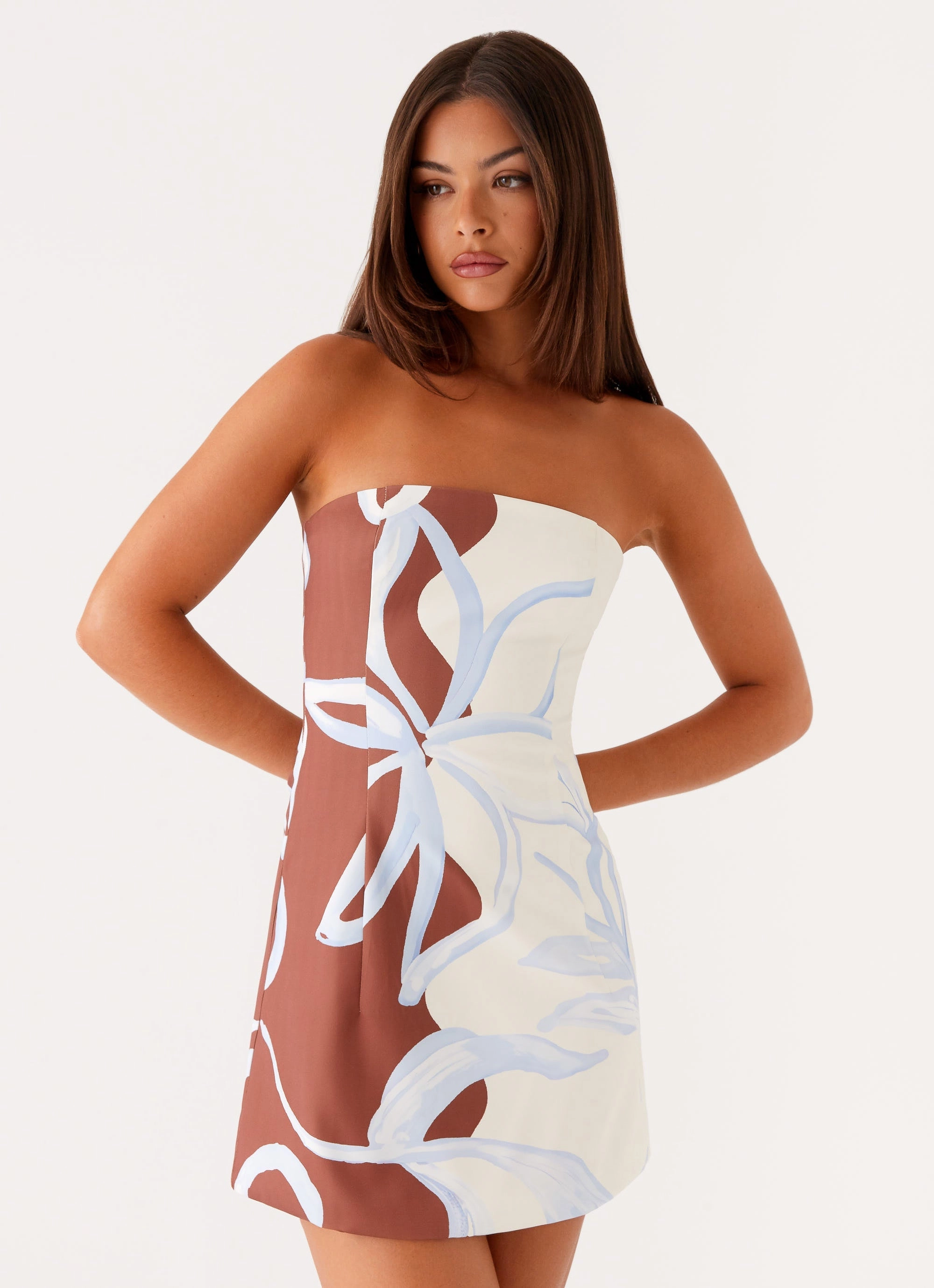 Relax Draping Fresh Appeal Denby Strapless Mini Dress - Bloom Wave Print