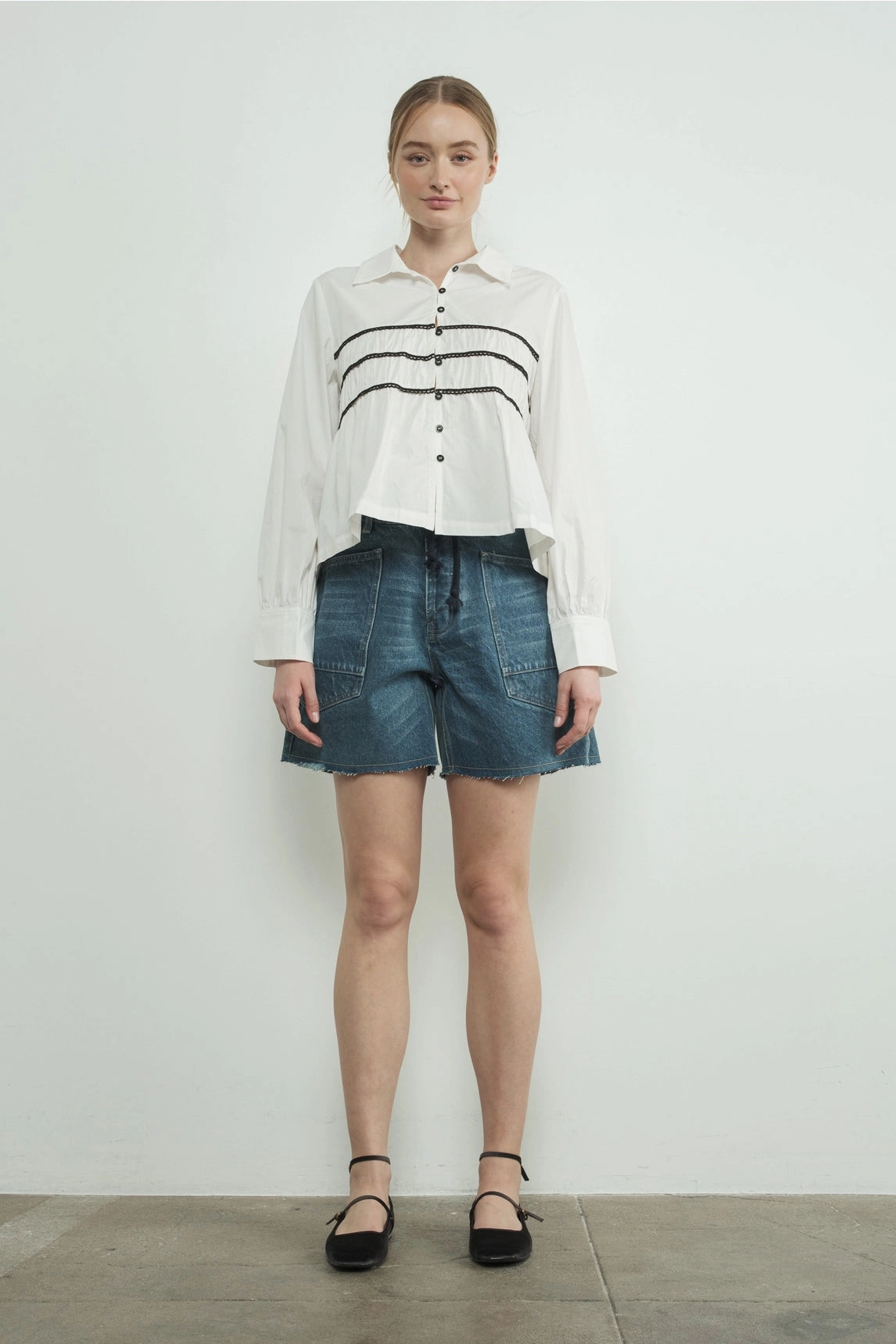 Vintage Washed Denim Shorts - Medium Wash Chilly Day Layers Perfect Movement