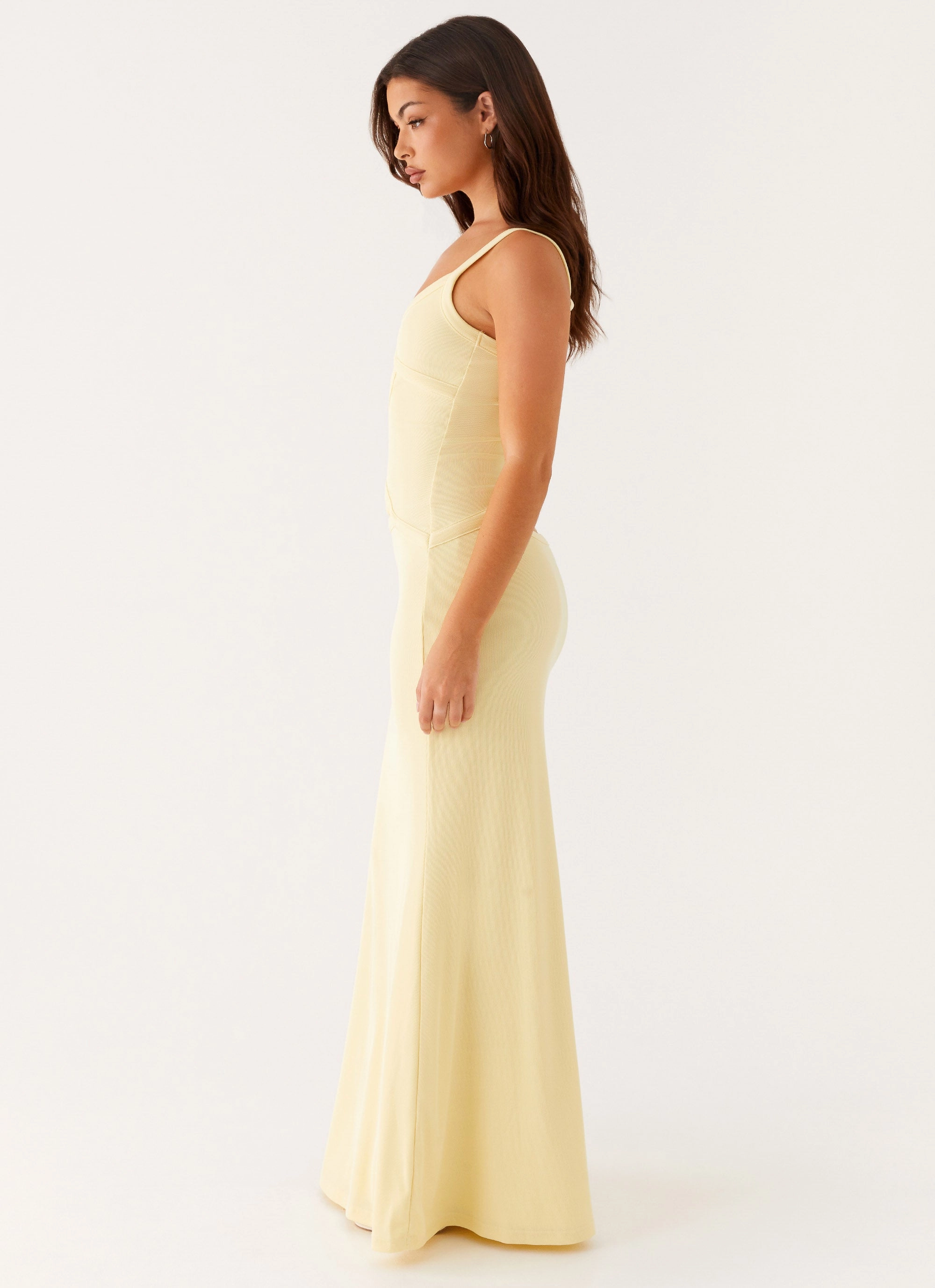 Jocelyn Maxi Dress - Yellow Chilly Comfort Wear Sleek and Simple