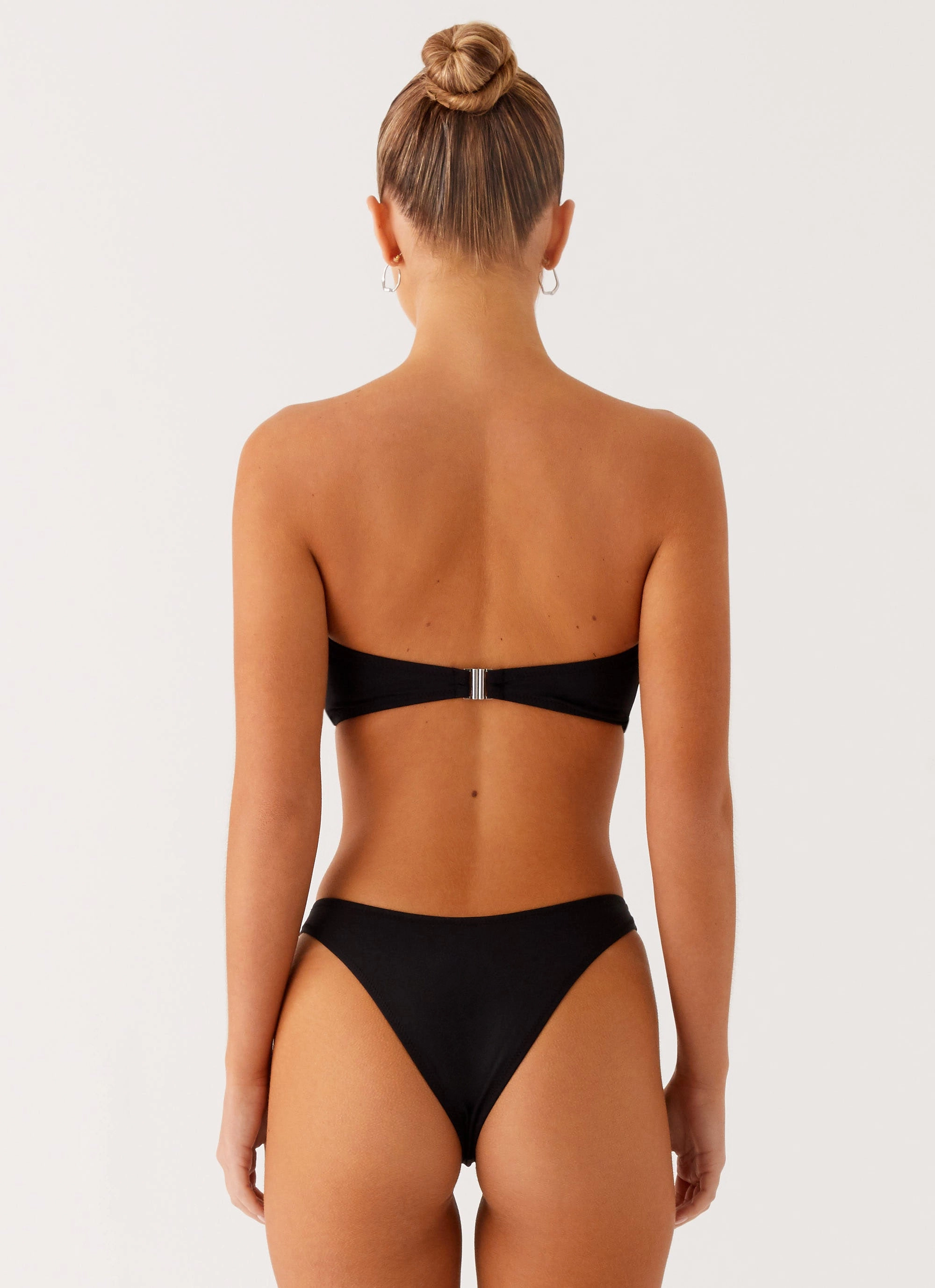 Cuba Strapless Bikini Top - Black Waterproof Lining