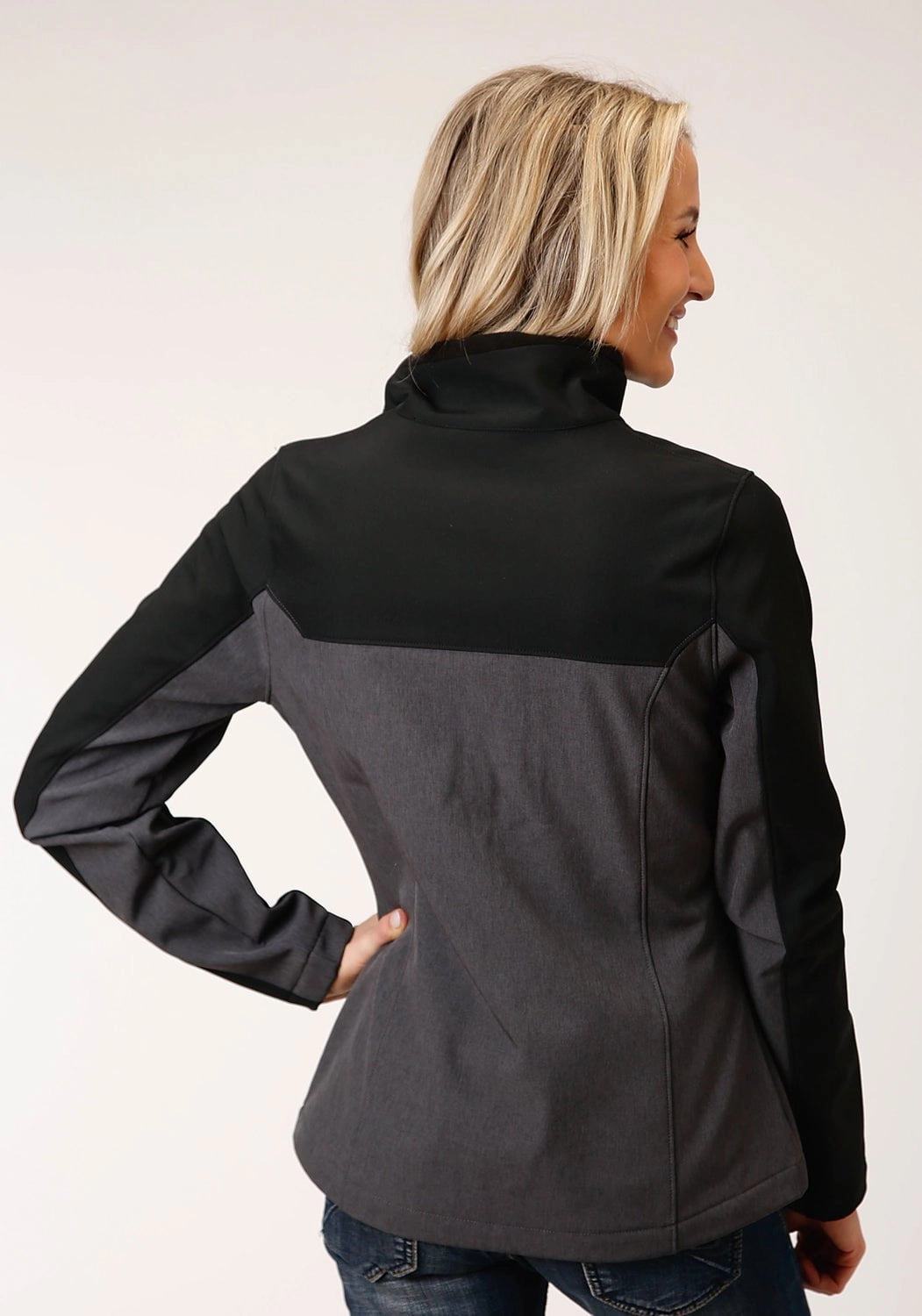 Relaxed Comfort Compact Travel Friendly Roper Womens Grey/Black Polyester PCD Softshell Jacket