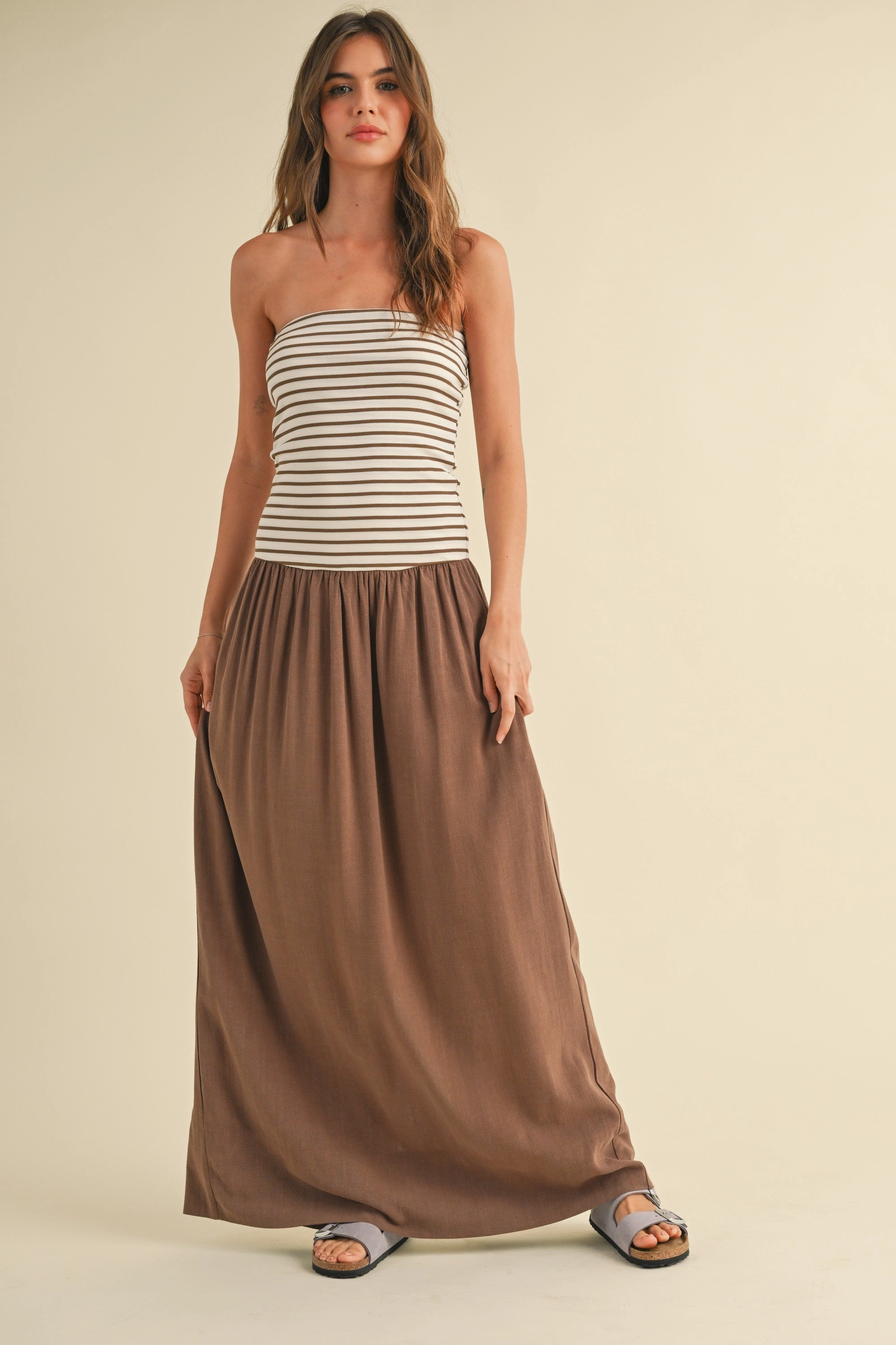 QuickDryTechnology Molly Striped Linen Maxi Dress - Mocha