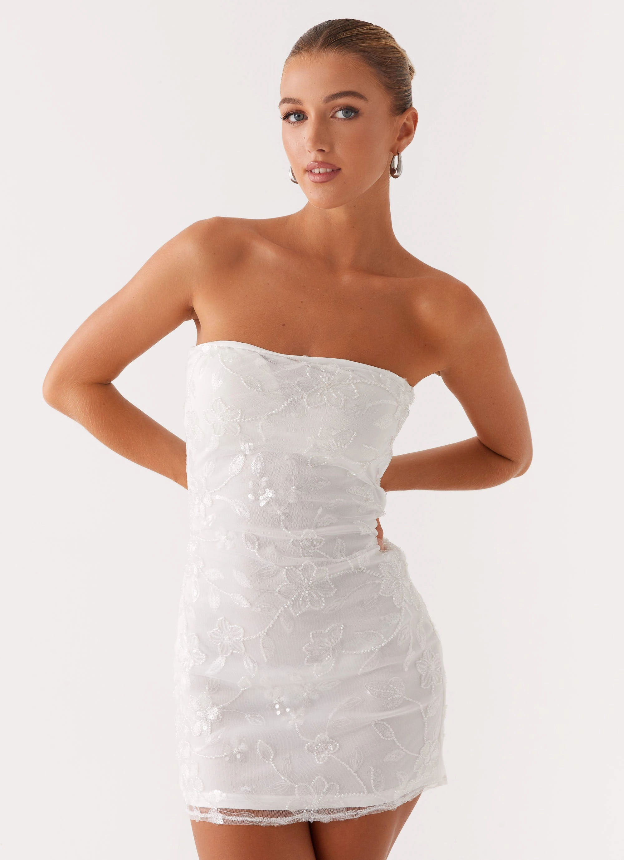 Moorey Beaded Mini Dress - White Silver Brunch Fit Lace Soft