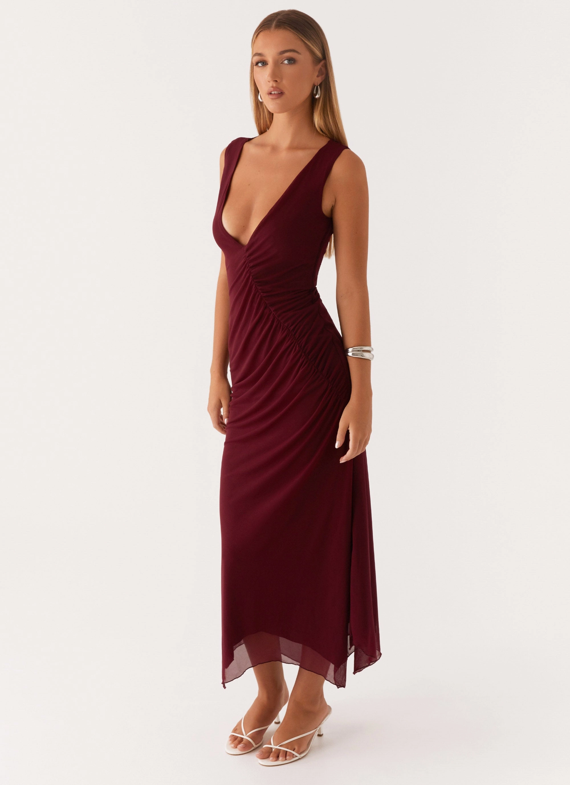 Effortless weekend dress Playful Cut Murphy Maxi Dress - Deep Maroon