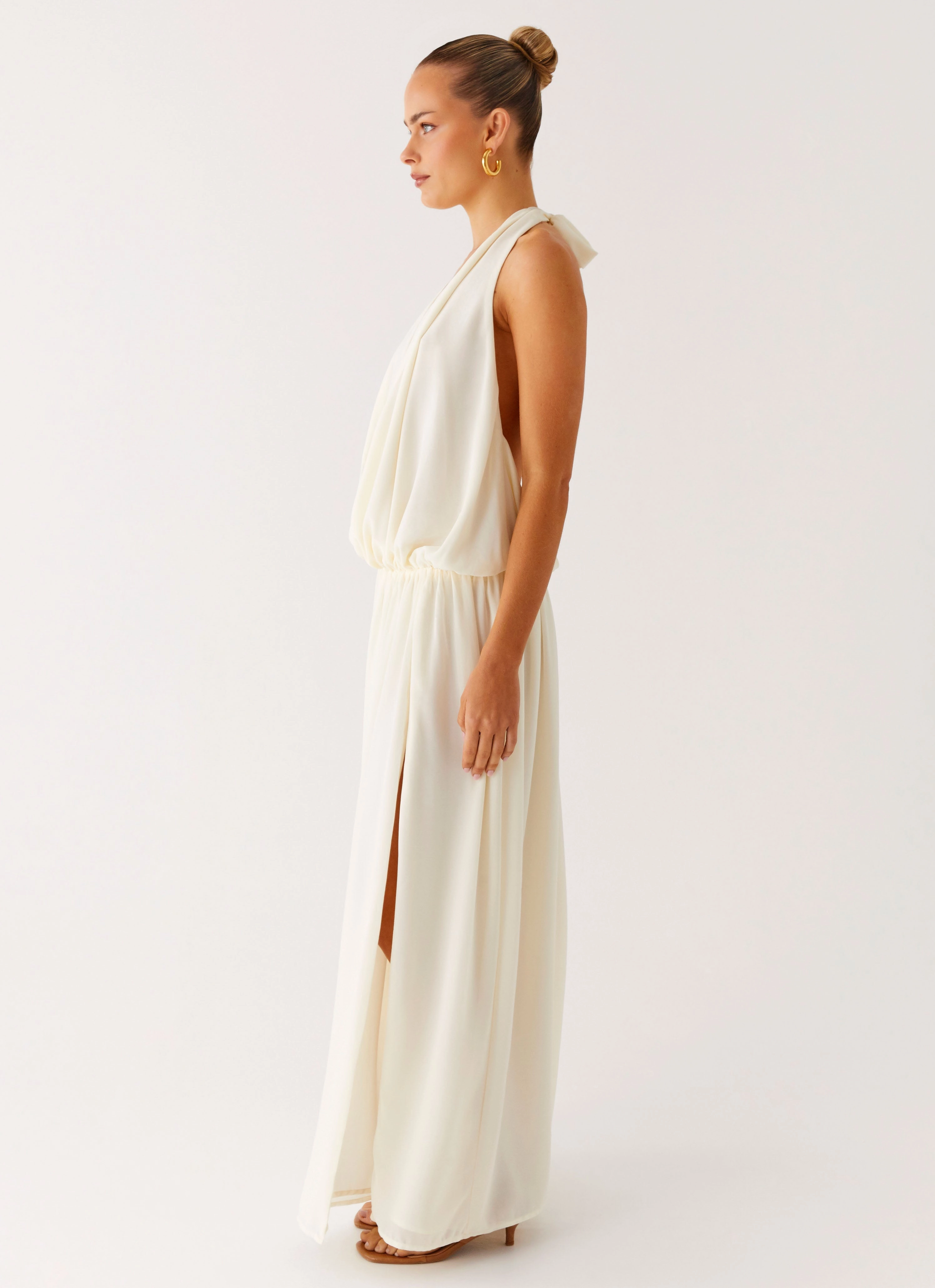 Narlah Halter Maxi Dress - Ivory Minimal Mood