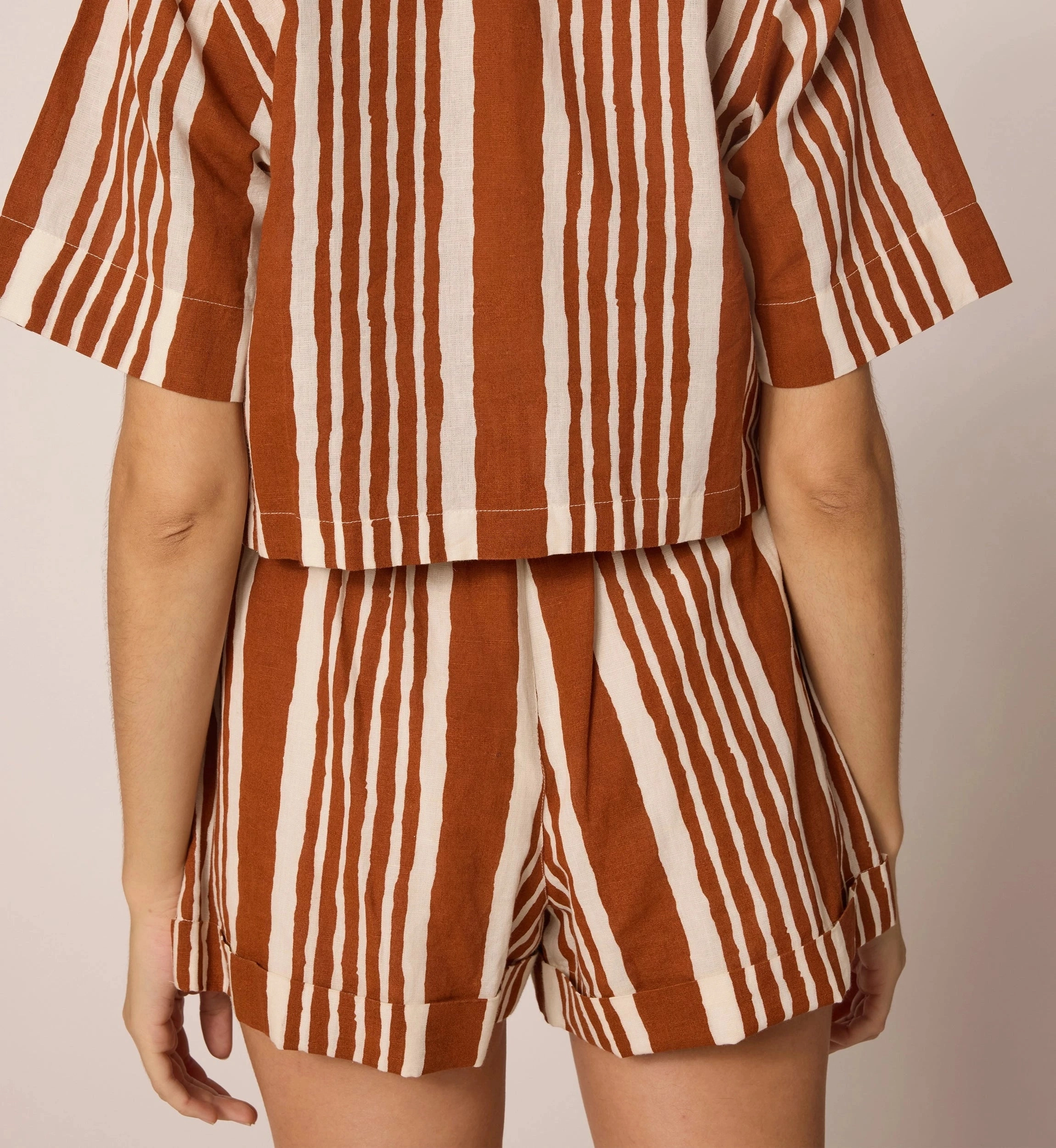 LongWearingComfort Multi Panel Design Niko Short | Vecchio Stripe