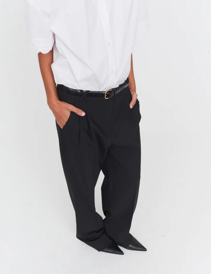 Noah Pants in Black Quick Drying Fashion Staple