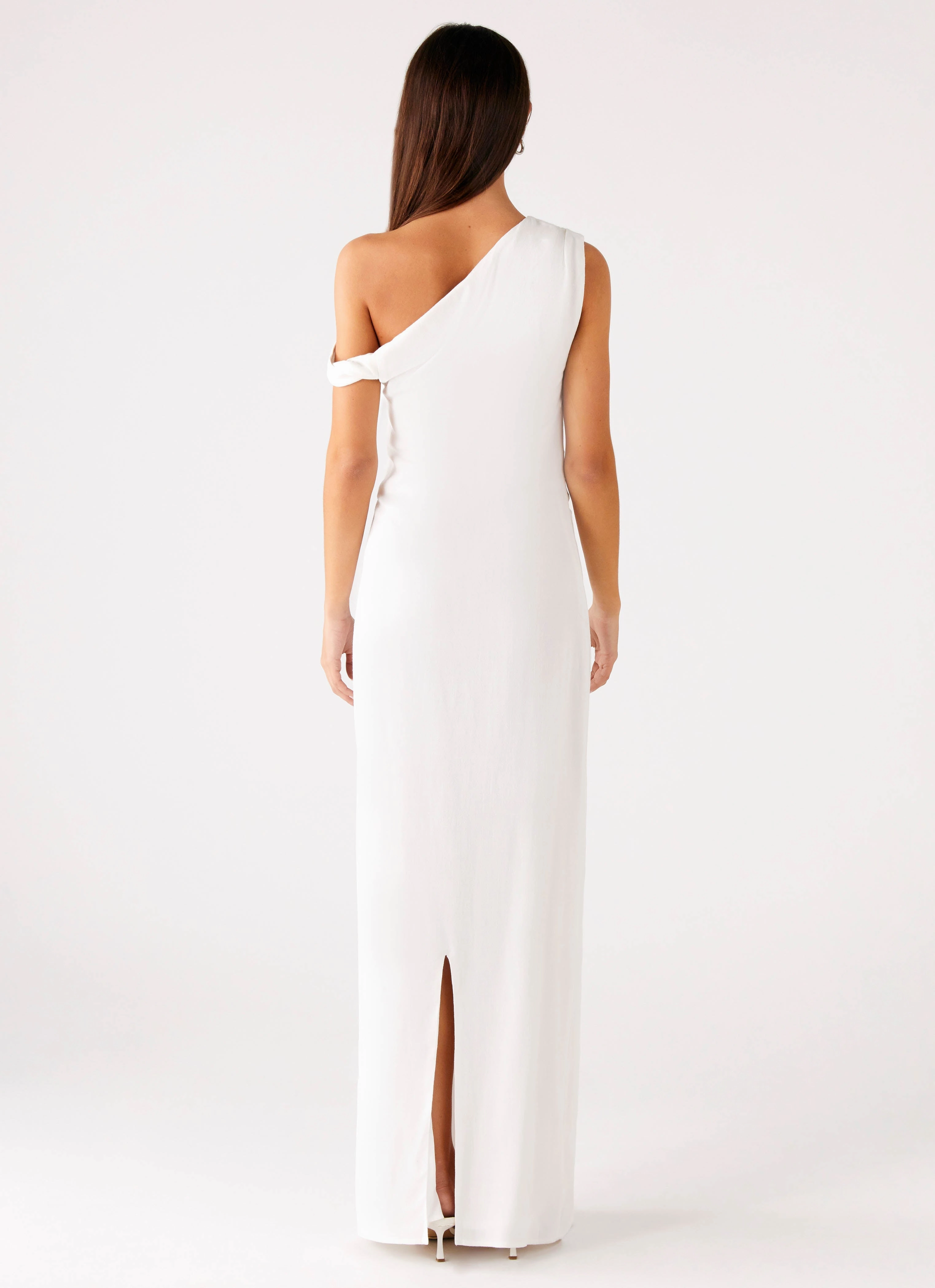 Mckenna Maxi Dress - White Chic Ensemble