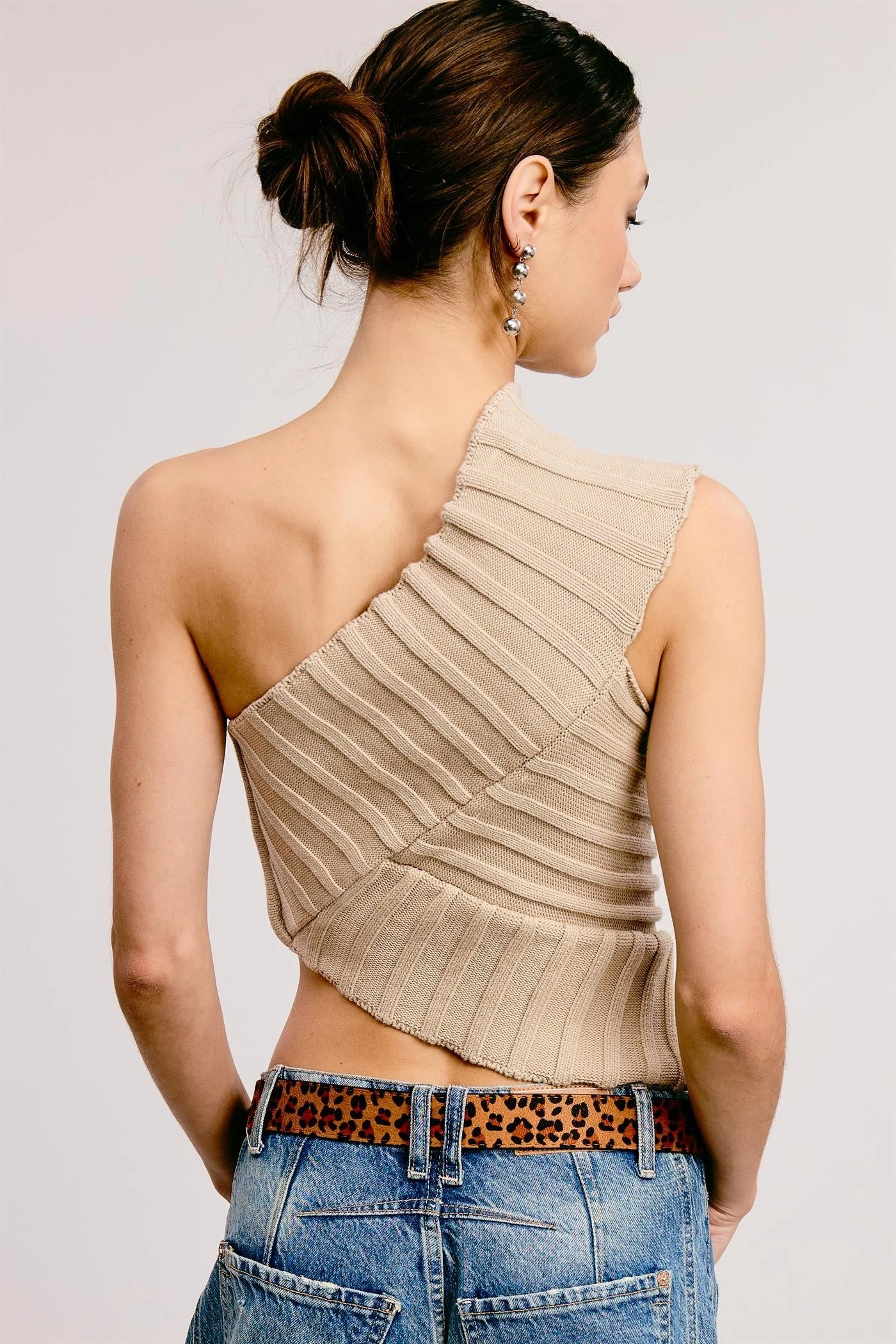 One-Shoulder Ribbed Knit Top - Mushroom High Collar Protection Design TumbleDryFriendlyMaterial