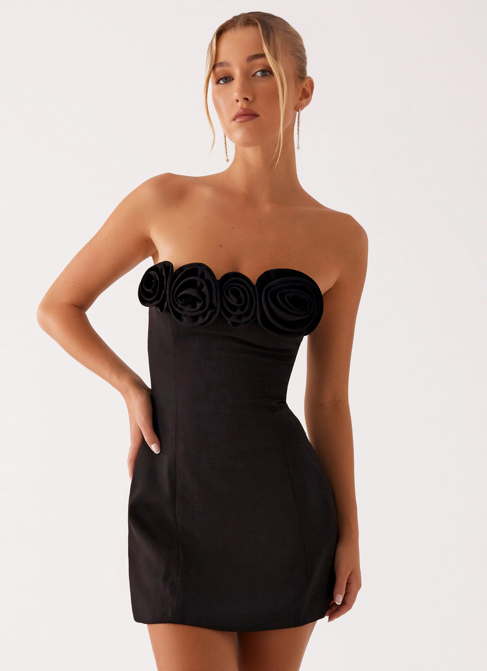 Patsie Strapless Mini Dress - Black Relaxed Movement