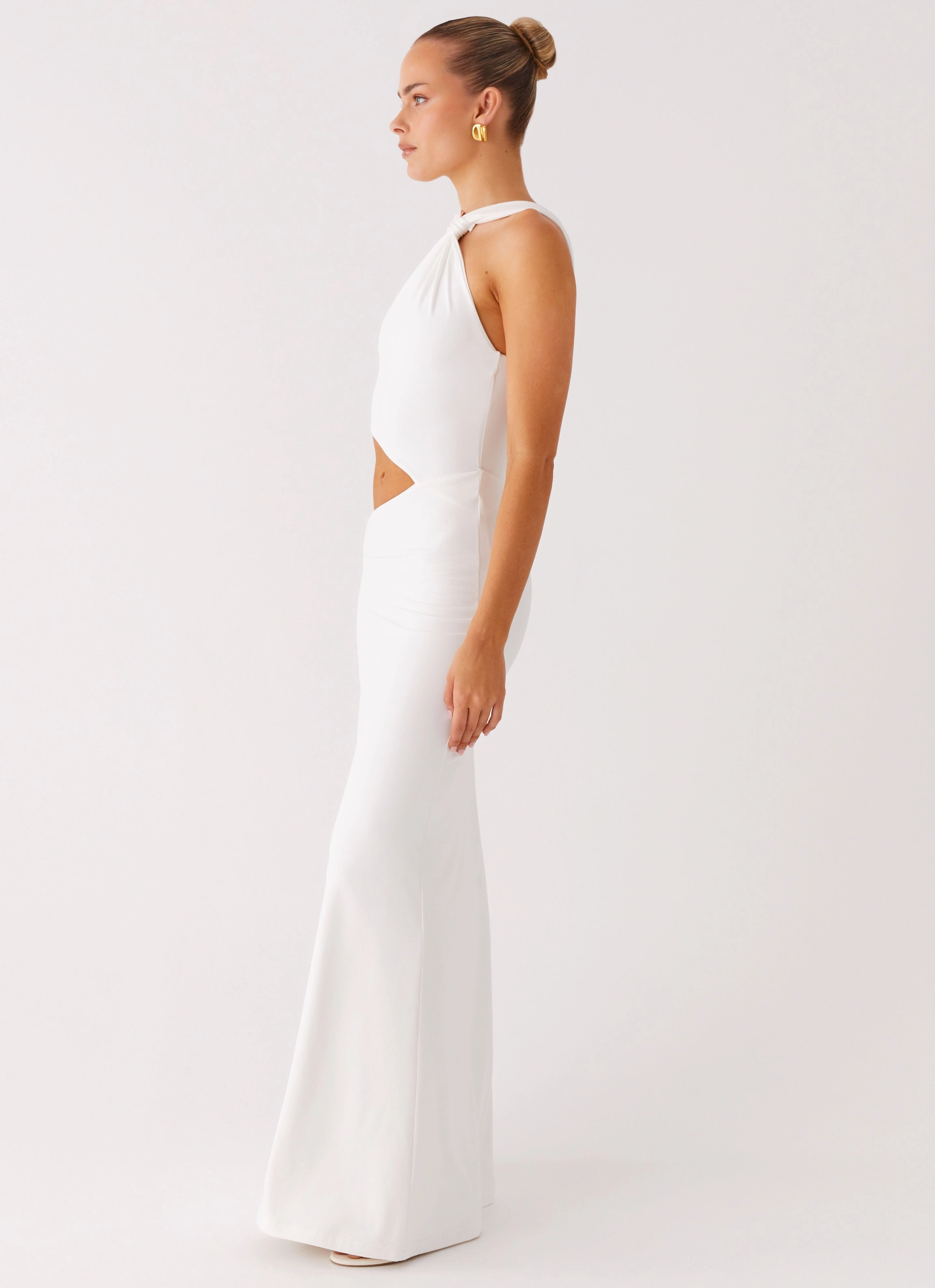 Classic Movement Fashion Option Juliander Knot Maxi Dress - White