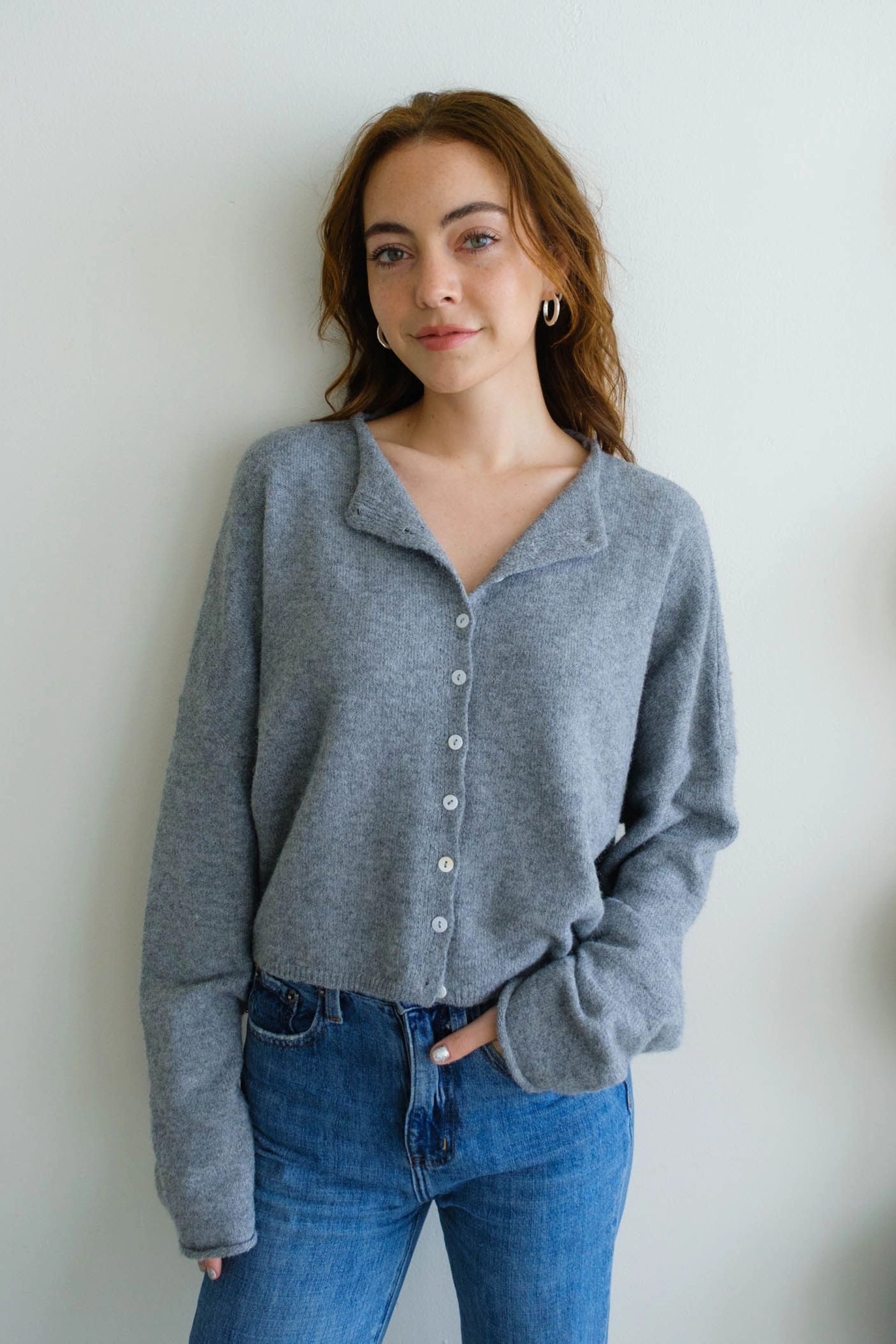 Ergonomic Cut Piper Cardigan - Heather Grey