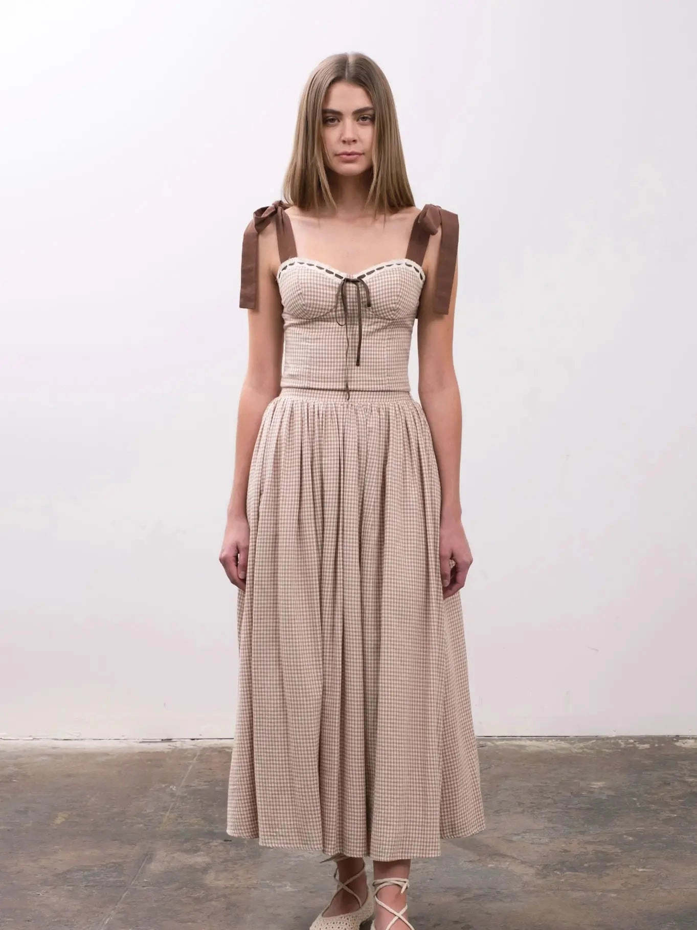 CroppedLength Plaid Tie Shoulder Crop Top