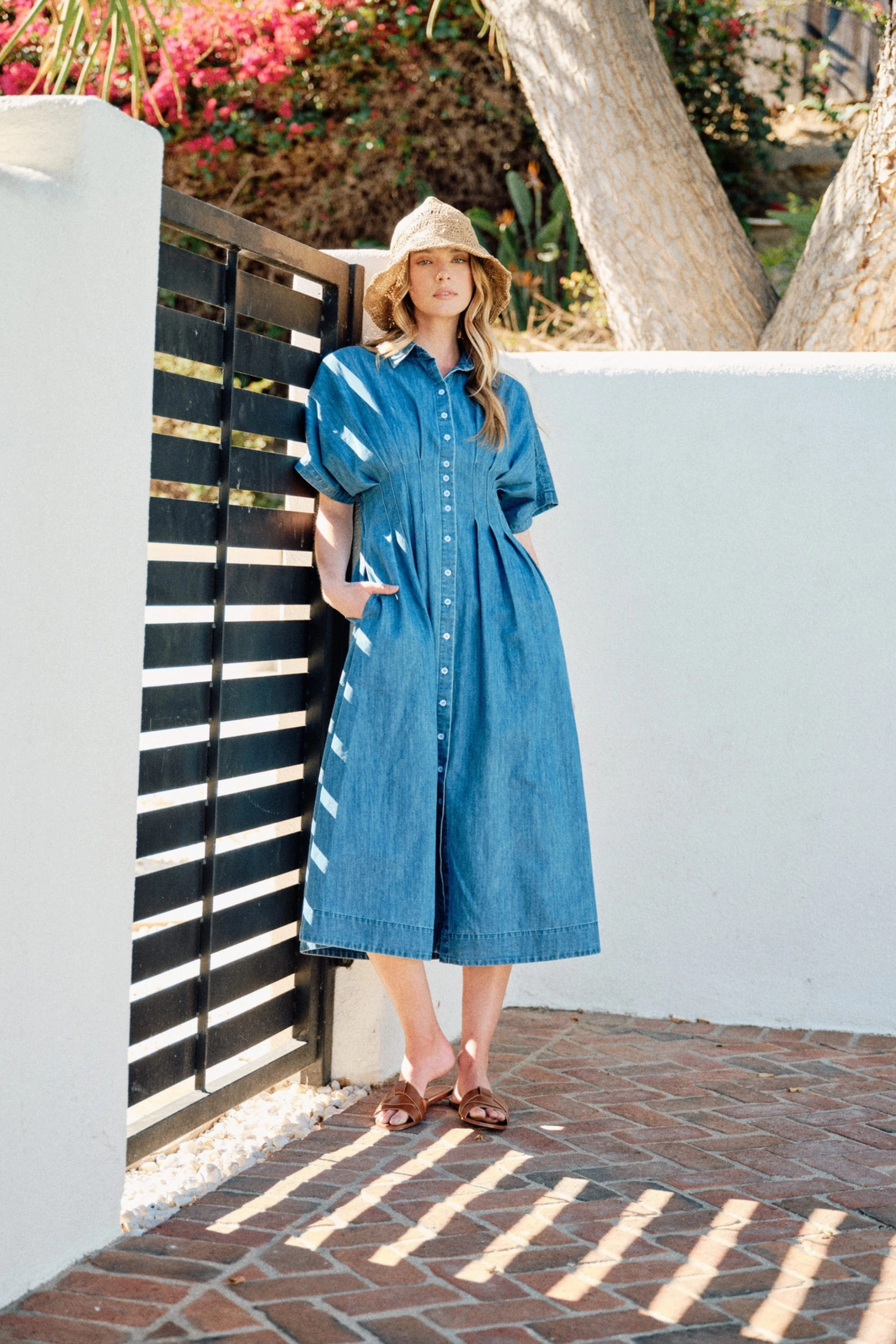 Sleek Presence Fashionable And Functional Pleated Denim Midi Dress