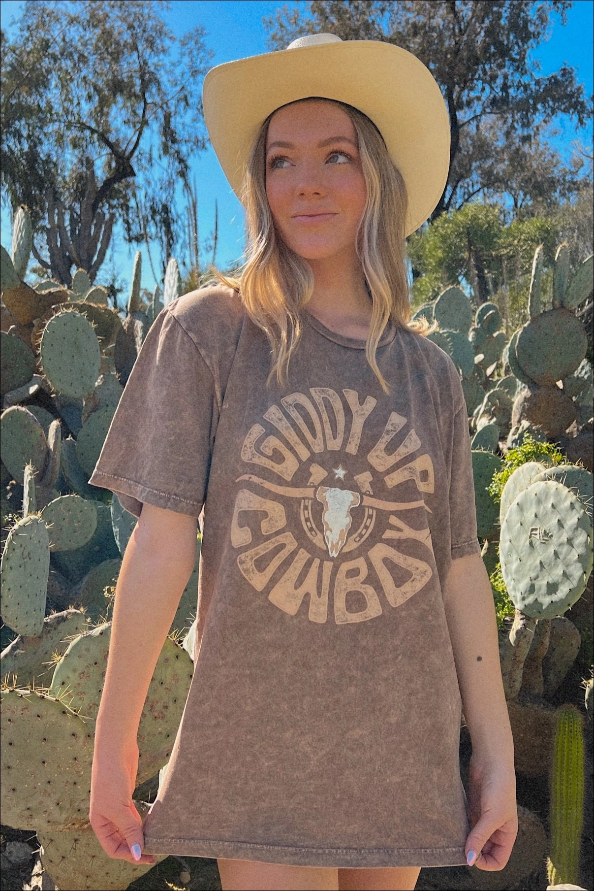 LongLastingDurability Pre-Order Giddy Up Graphic Tee - Mocha