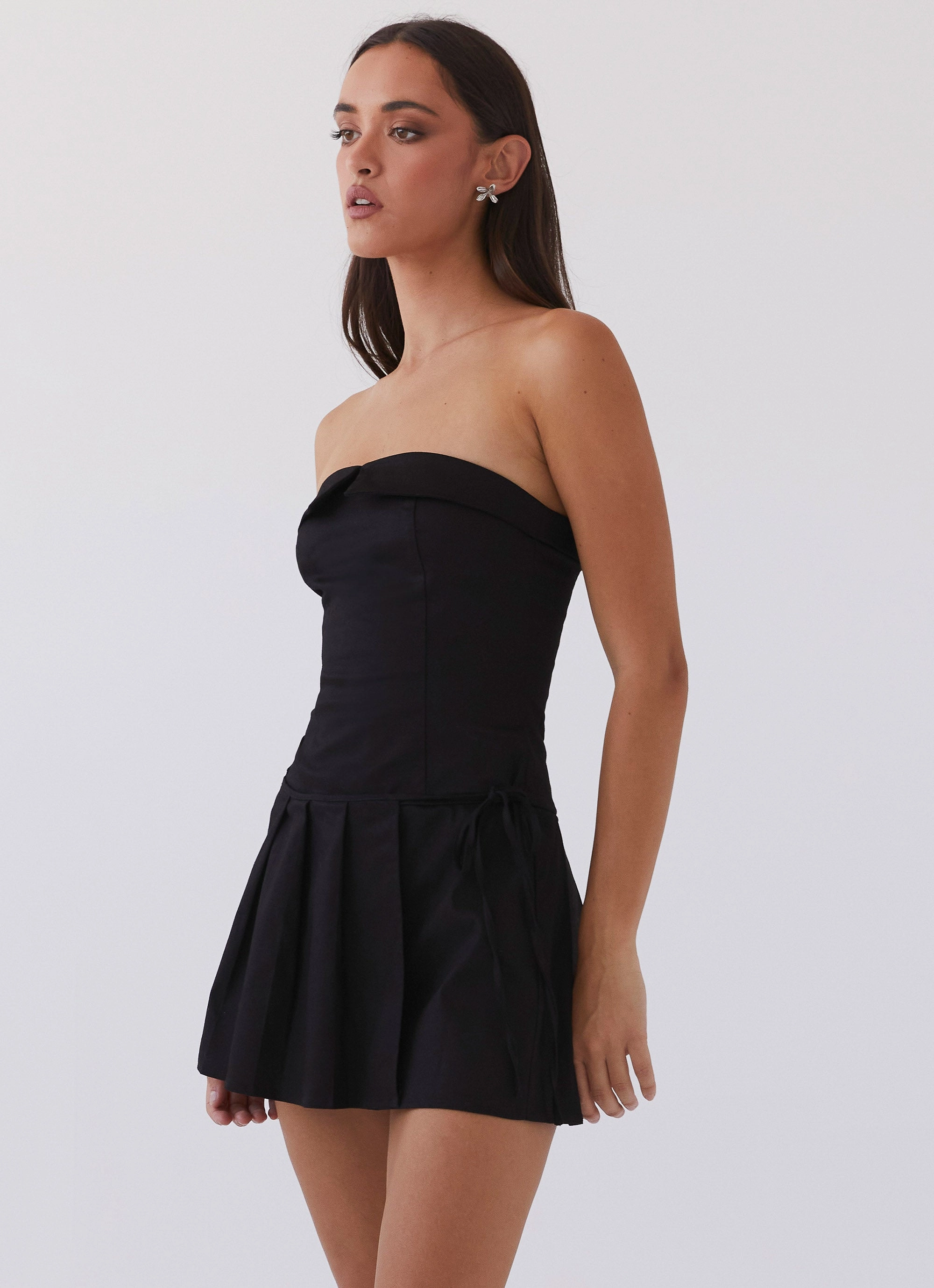 Calling The Shots Mini Dress - Black Shape Retention Chic Statement