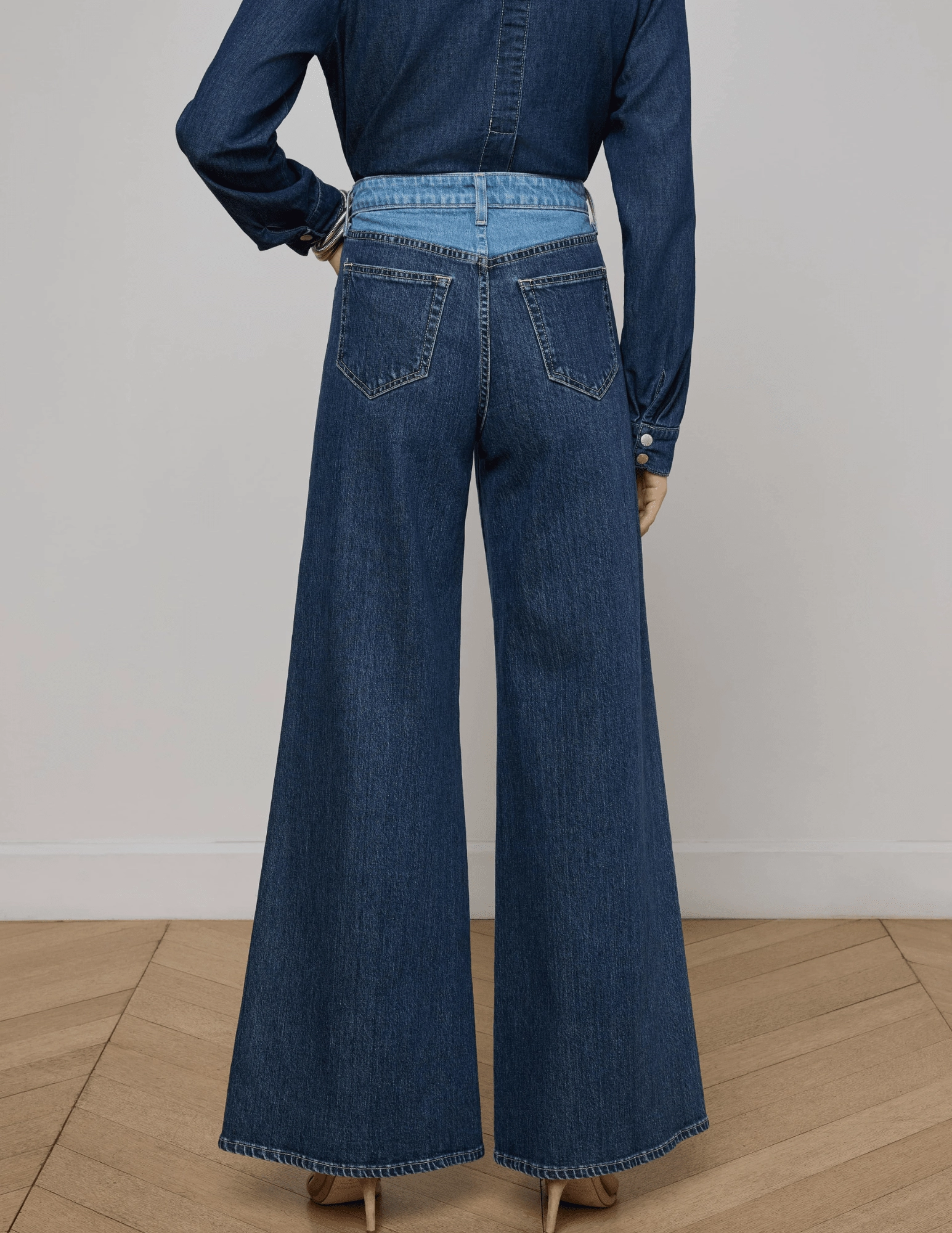 Light Outfit L??AGENCE Beau T-Seam Wide Leg Jeans in Paso