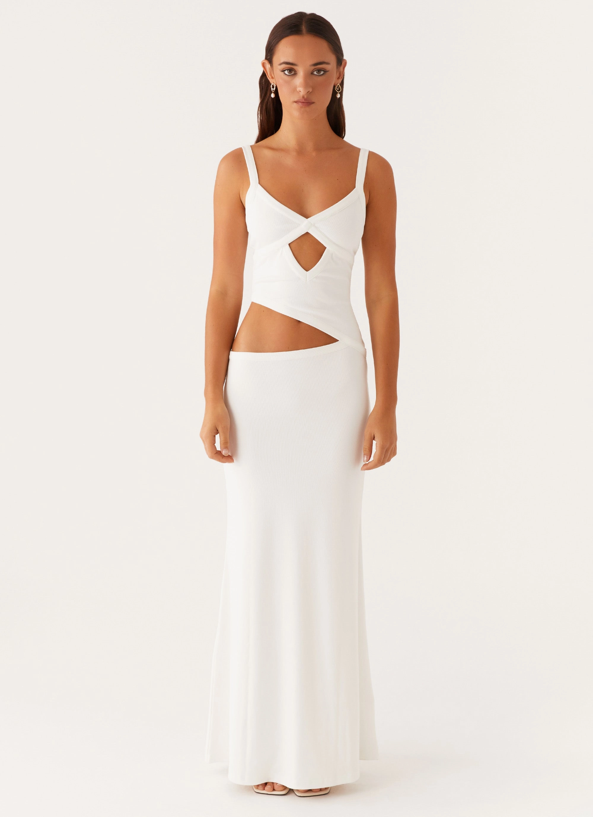 Jocelyn Maxi Dress - White Loose Flow Travel-friendly