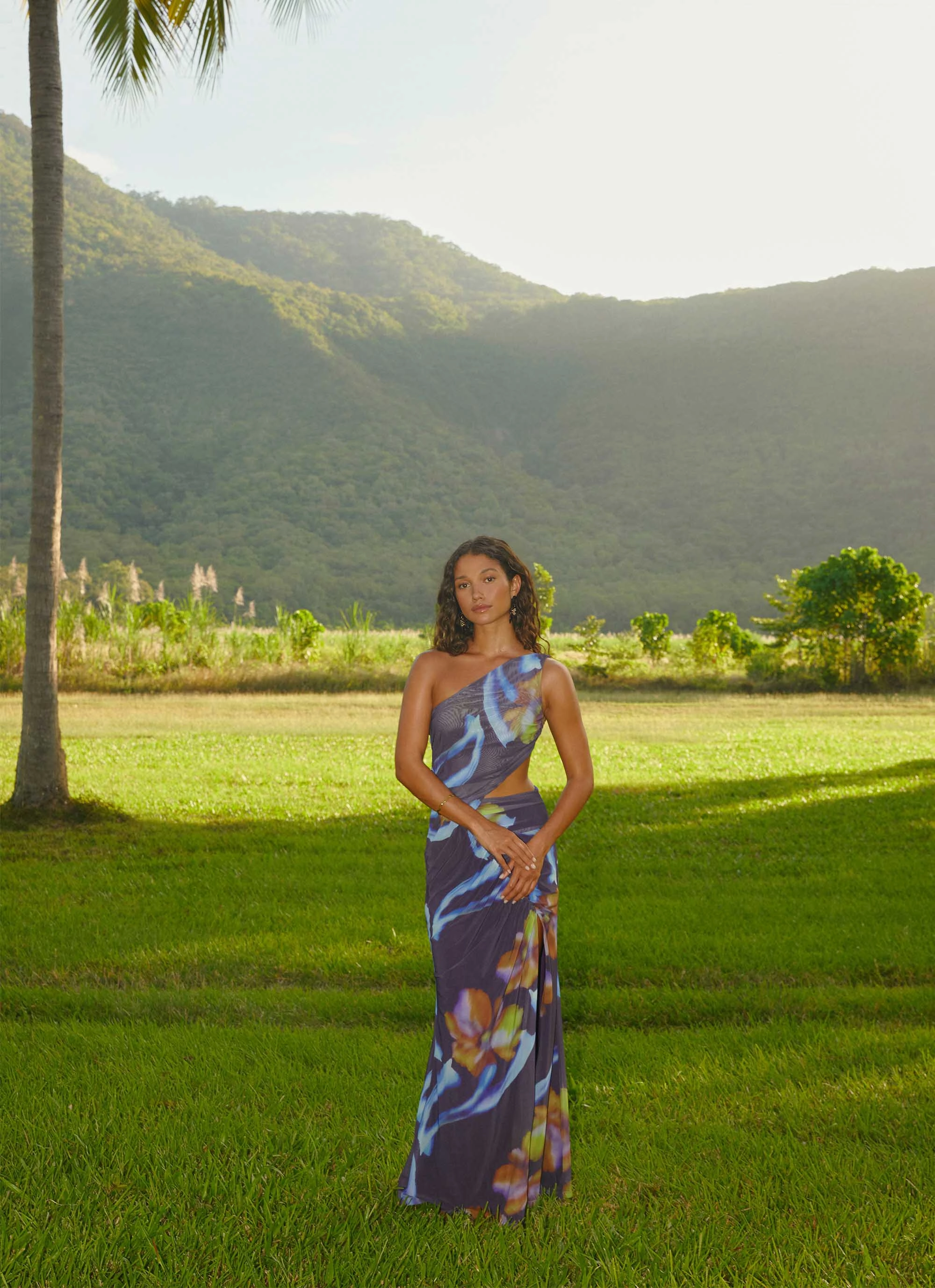 Zanzibar Maxi Dress - Dark Floral Low-Waist Go To Wear