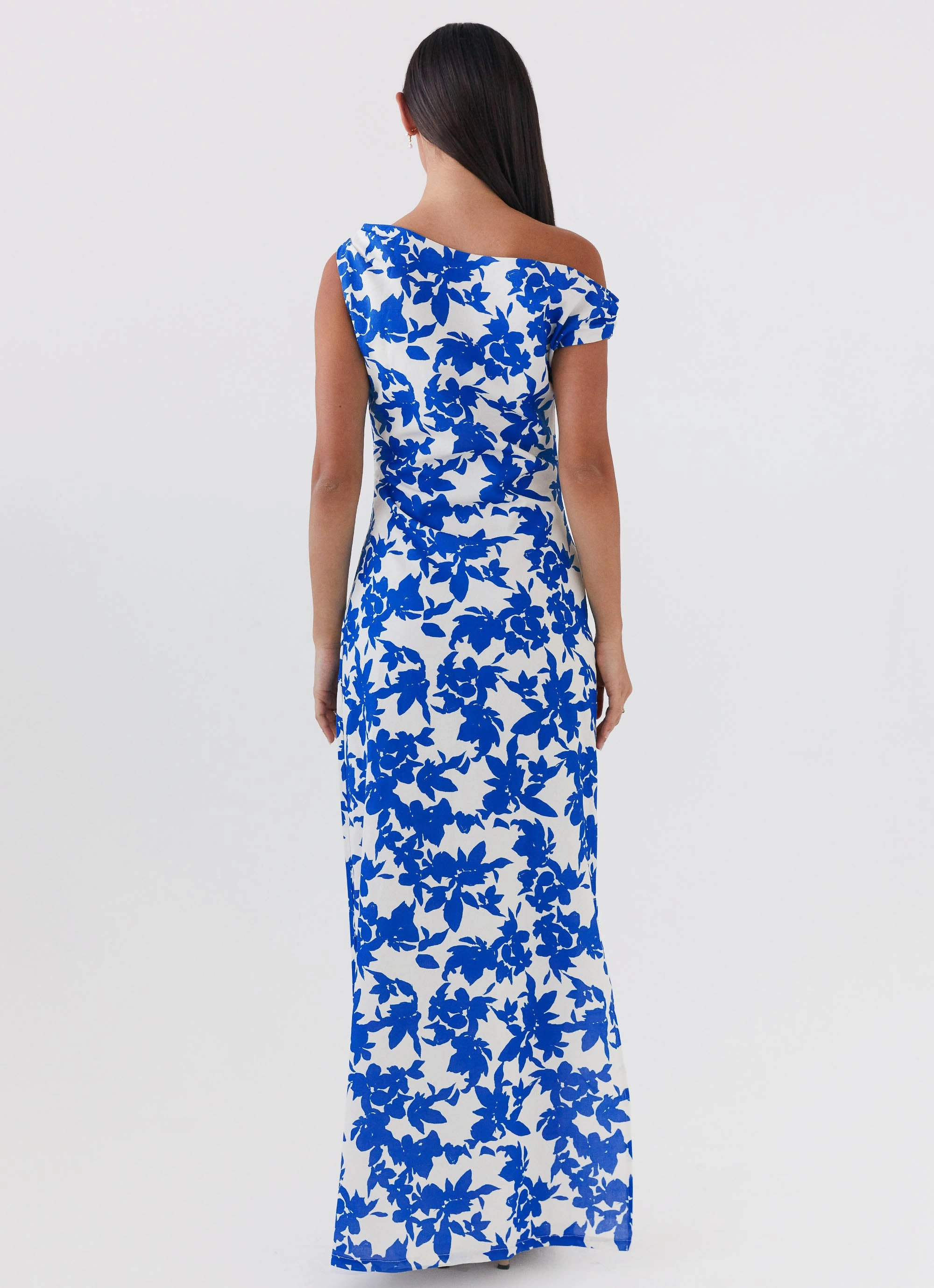 Minimal Comfort Pyper Off Shoulder Maxi Dress - Blue Floral