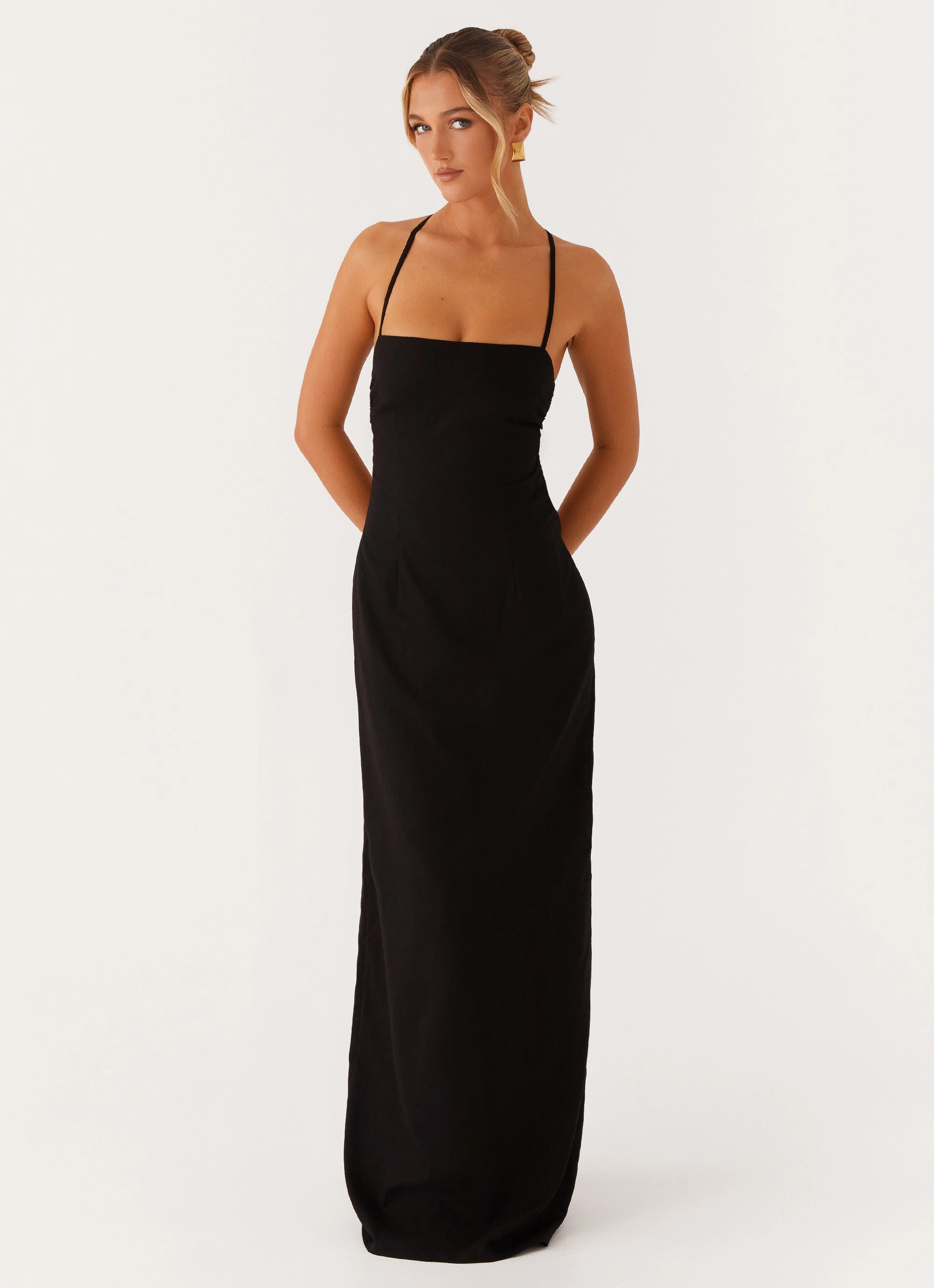 Versatile dress for layering Perfect Shape Cora Backless Maxi Dress - Black