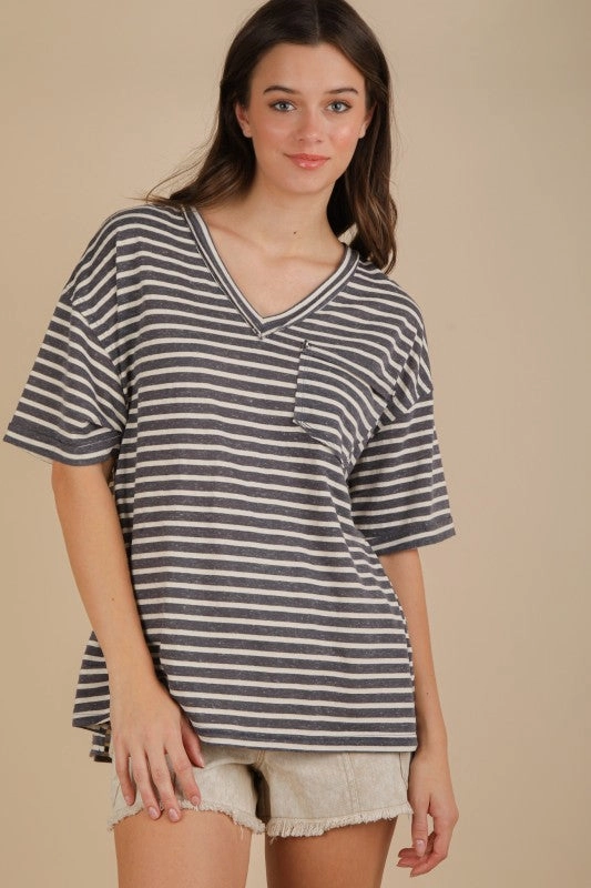 Fashionable Look NonSlip Grip Tape Willow Oversized Stripe Casual V-neck Knit Top
