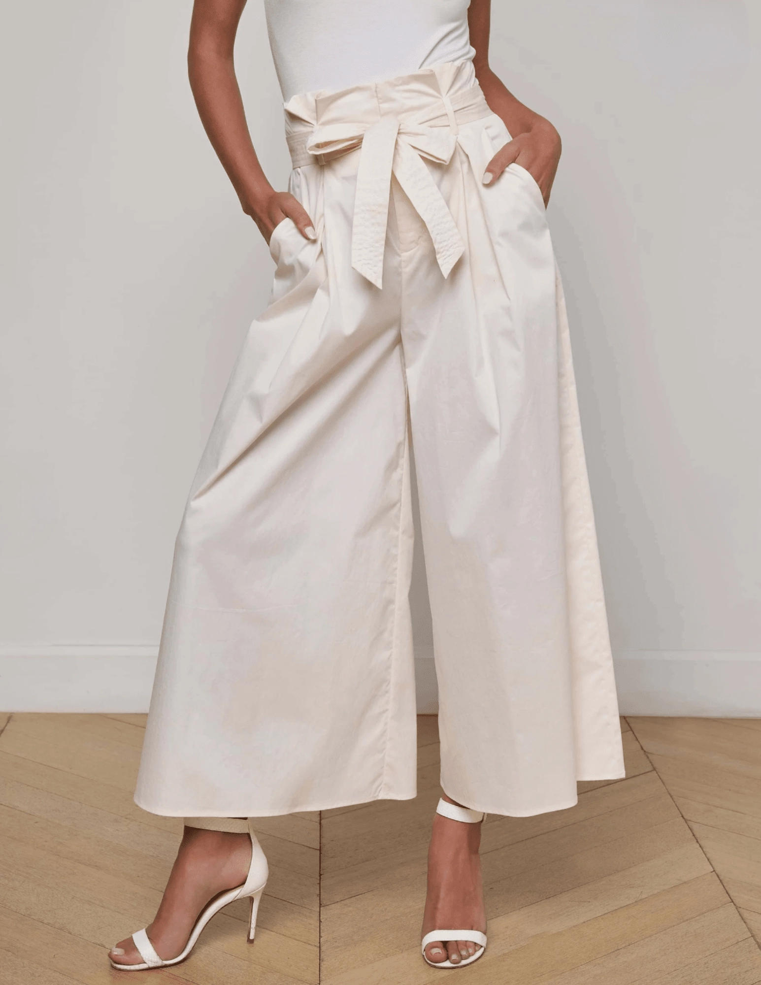 Active Design Wear Stylish Layers L'AGENCE Lowen Paperbag Cropped Pant