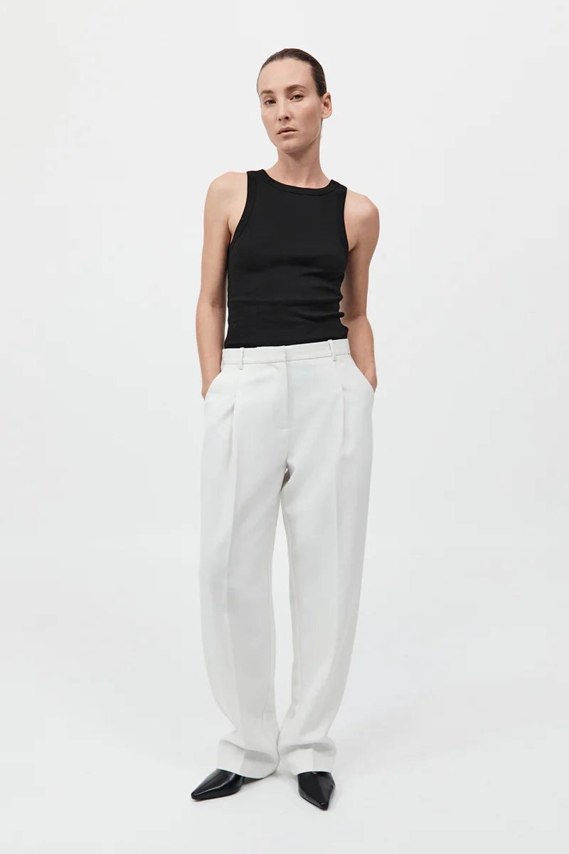 Functional Layer Flex Fit Tailored Pleat Pant in White