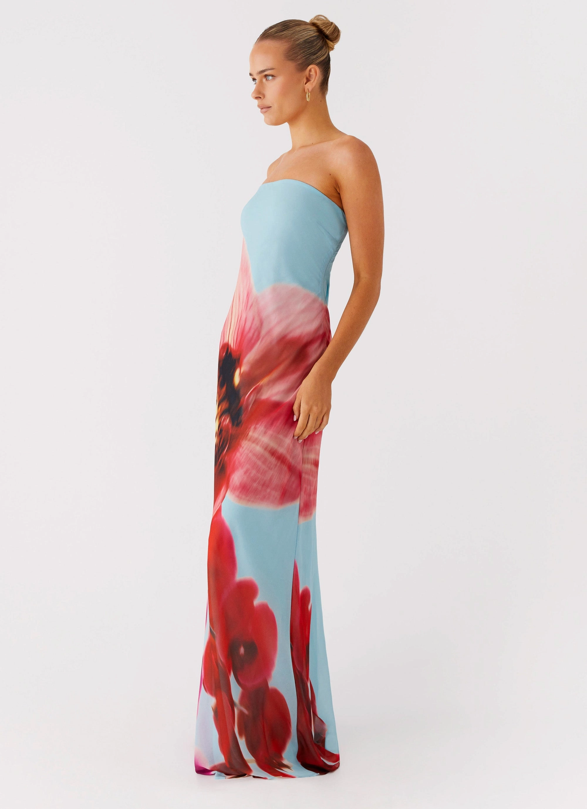 Amelle Maxi Dress - Turquoise Bloom Light Shape Cool Finish